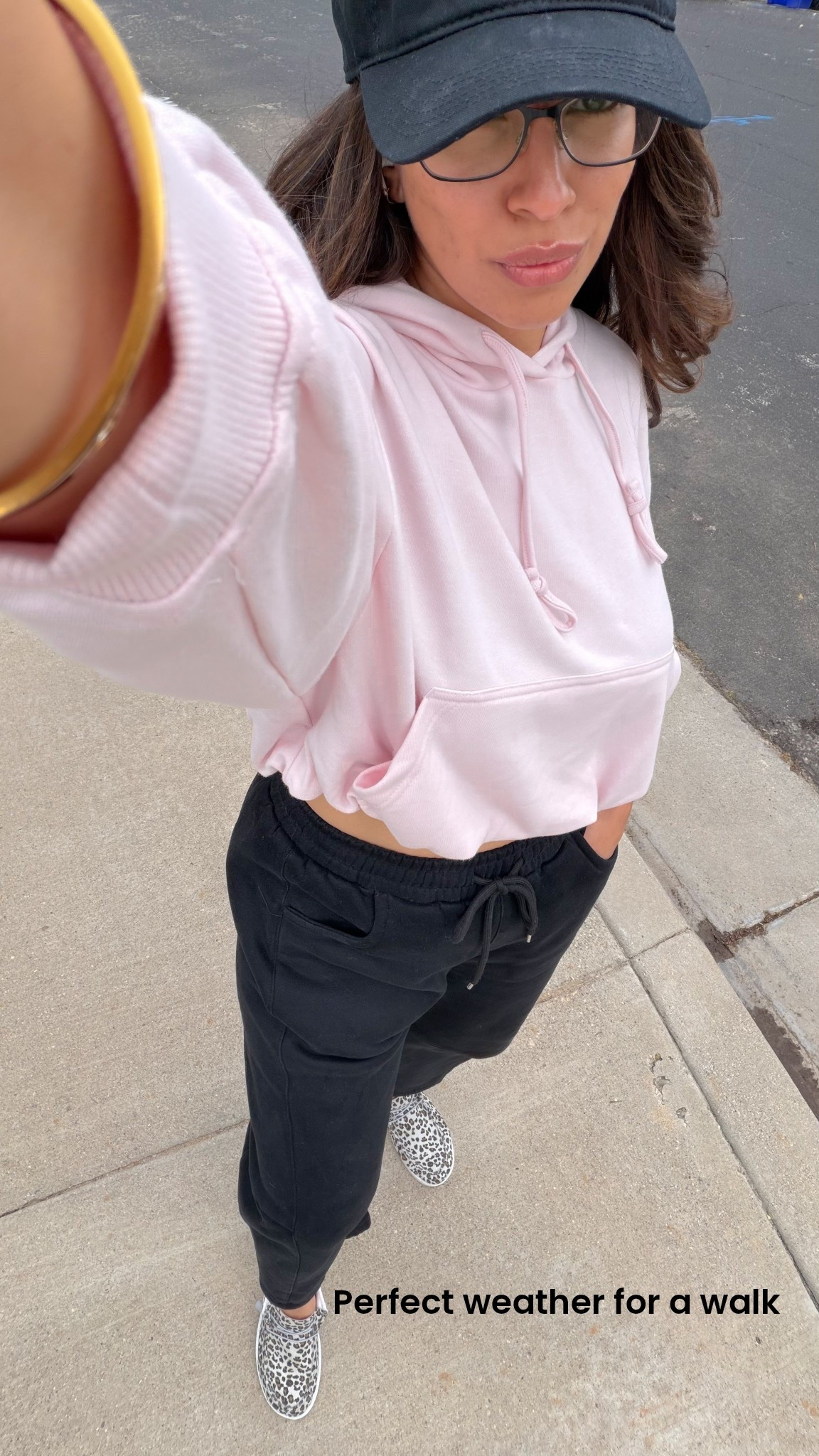 Walmart bubble hem hoodie and barrel sweatpants 

#LTKActive #LTKselfcare #LTKootd