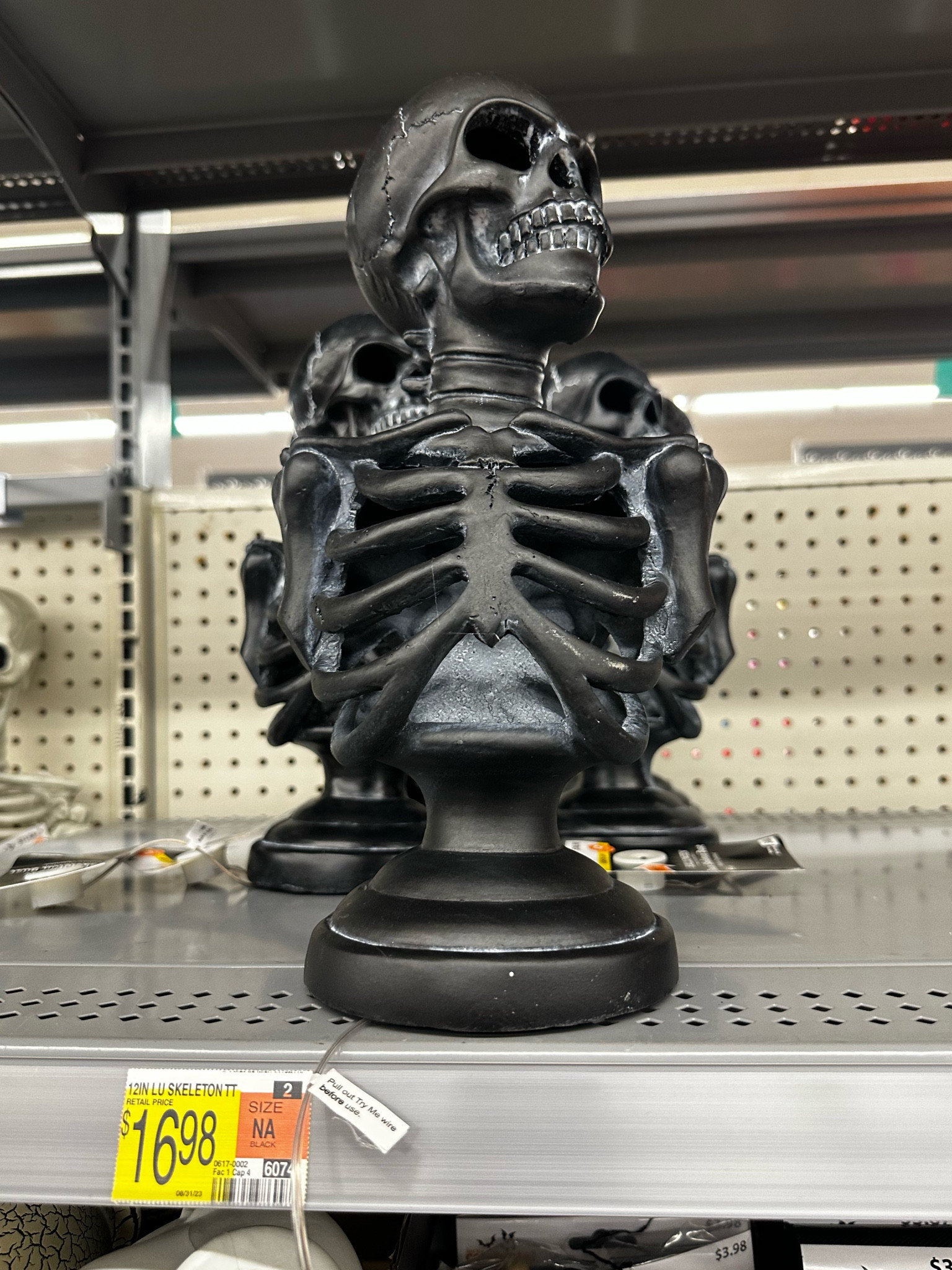 Halloween Skeleton Bust at Walmart 

Halloween, Fall Decor, Black Tabletop Skeleton

#LTKSeasonal #LTKHalloween #LTKHoliday