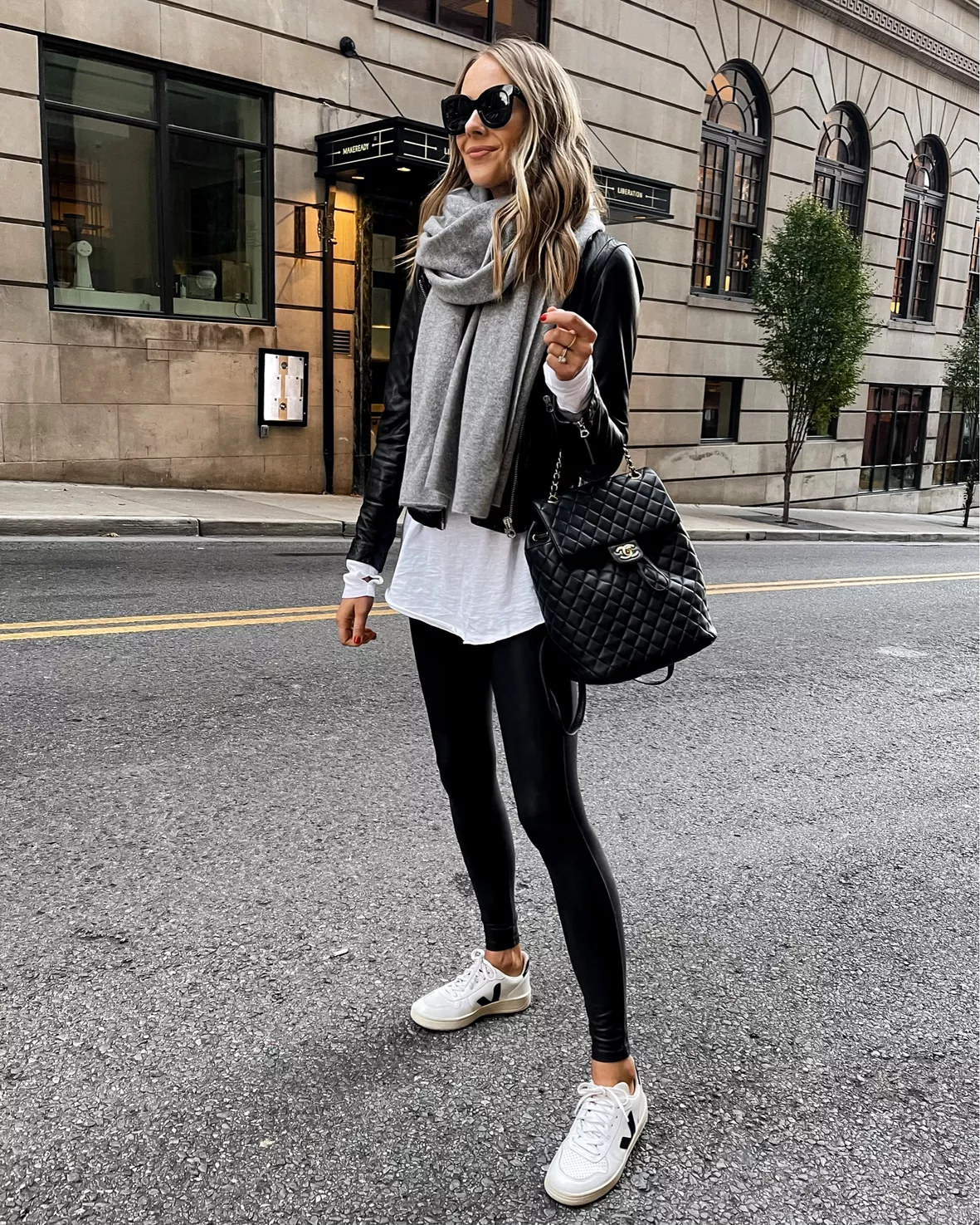 casual weekend style  Outfits with leggings, Athleisure outfits, Fashion  jackson