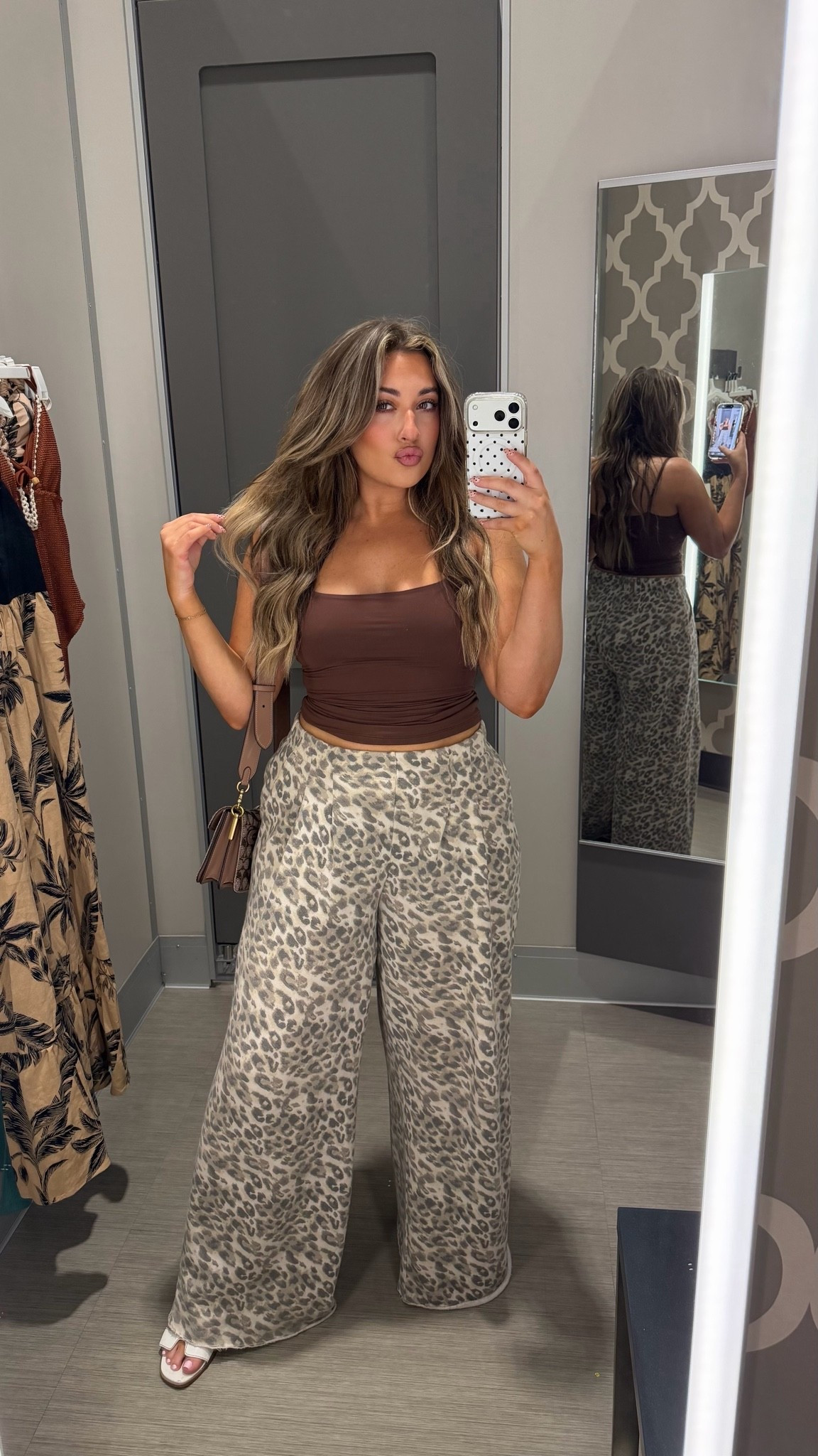 Casual comfy but still cute 🤍 My go-to everyday look featuring the softest Aerie essentials + easy basics you’ll wear on repeat. Perfect for running errands, coffee dates, or just feeling put together while staying comfy ☁️ #LTKStyle

I’m wearing a medium in the top and large in the bottoms

#aerie #aeriestyle #aeriepartner #casualoutfit #everydaystyle #comfyfits #ltkfashion #ltkunder50 #amazonfashion #neutralstyle #cozyoutfit #effortlessstyle #airportoutfit #offdutylook #fallfashion #springstyle #capsulewardrobe #minimalstyle #ootd #fashionfinds

#LTKootd #LTKMidsize #LTKdayinmylife