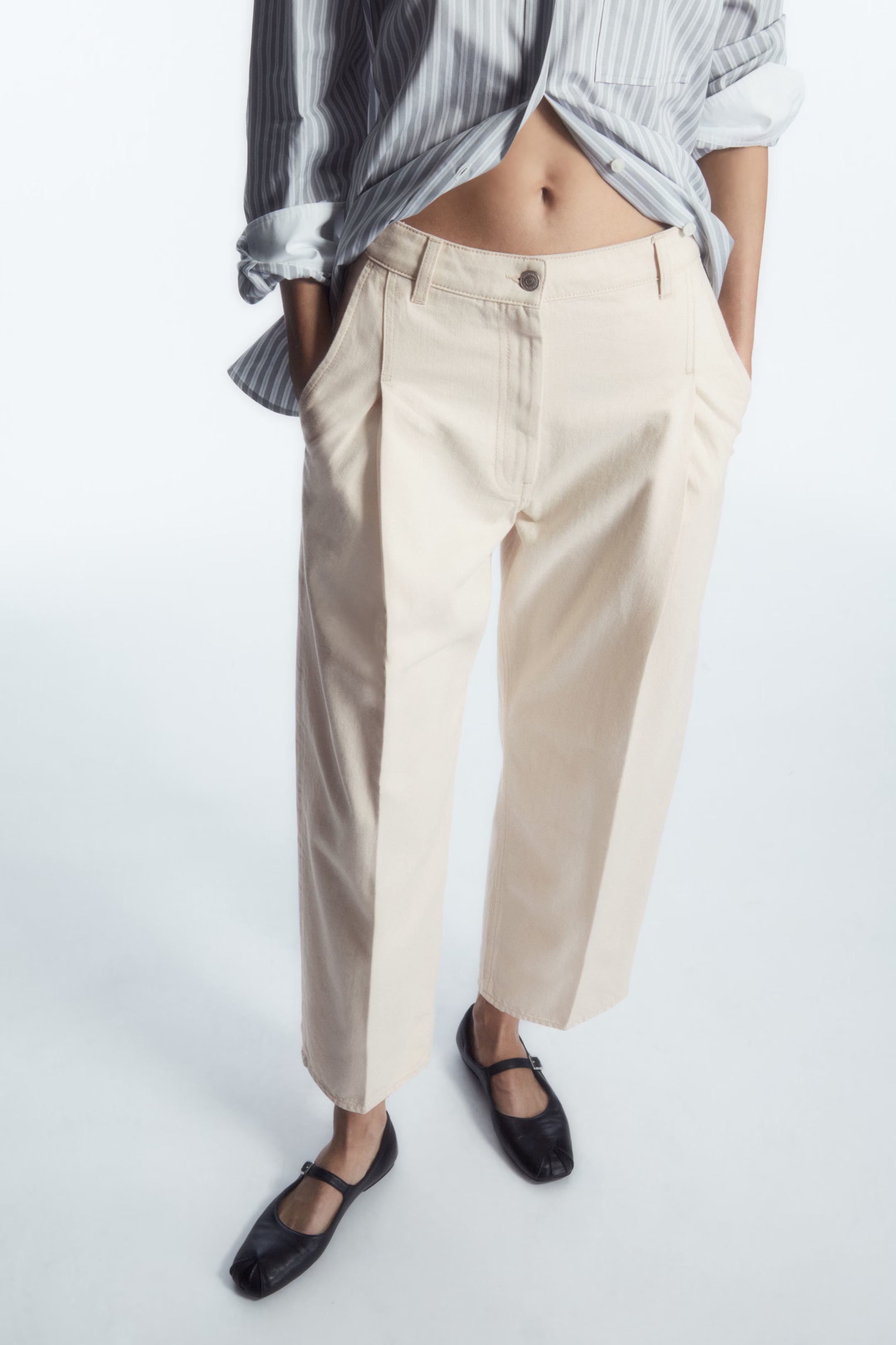 PLEATED BARREL-LEG DENIM PANTS | COS (AU)