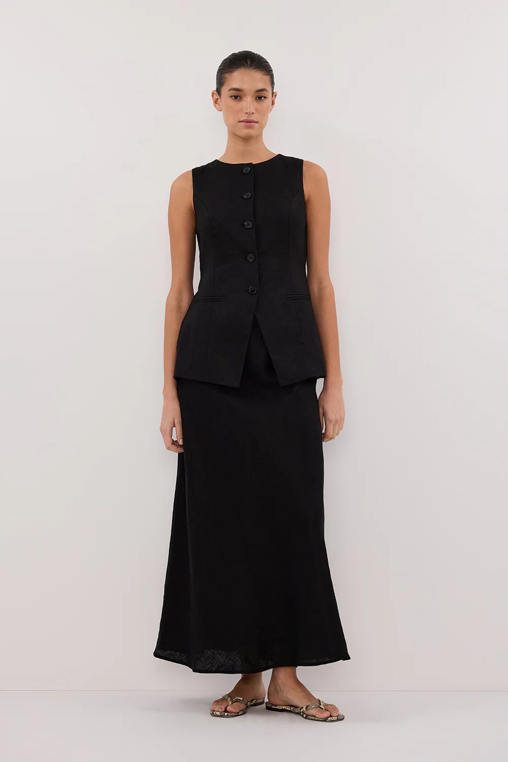 TYRA BLACK LINEN MIDI SKIRT | DISSH