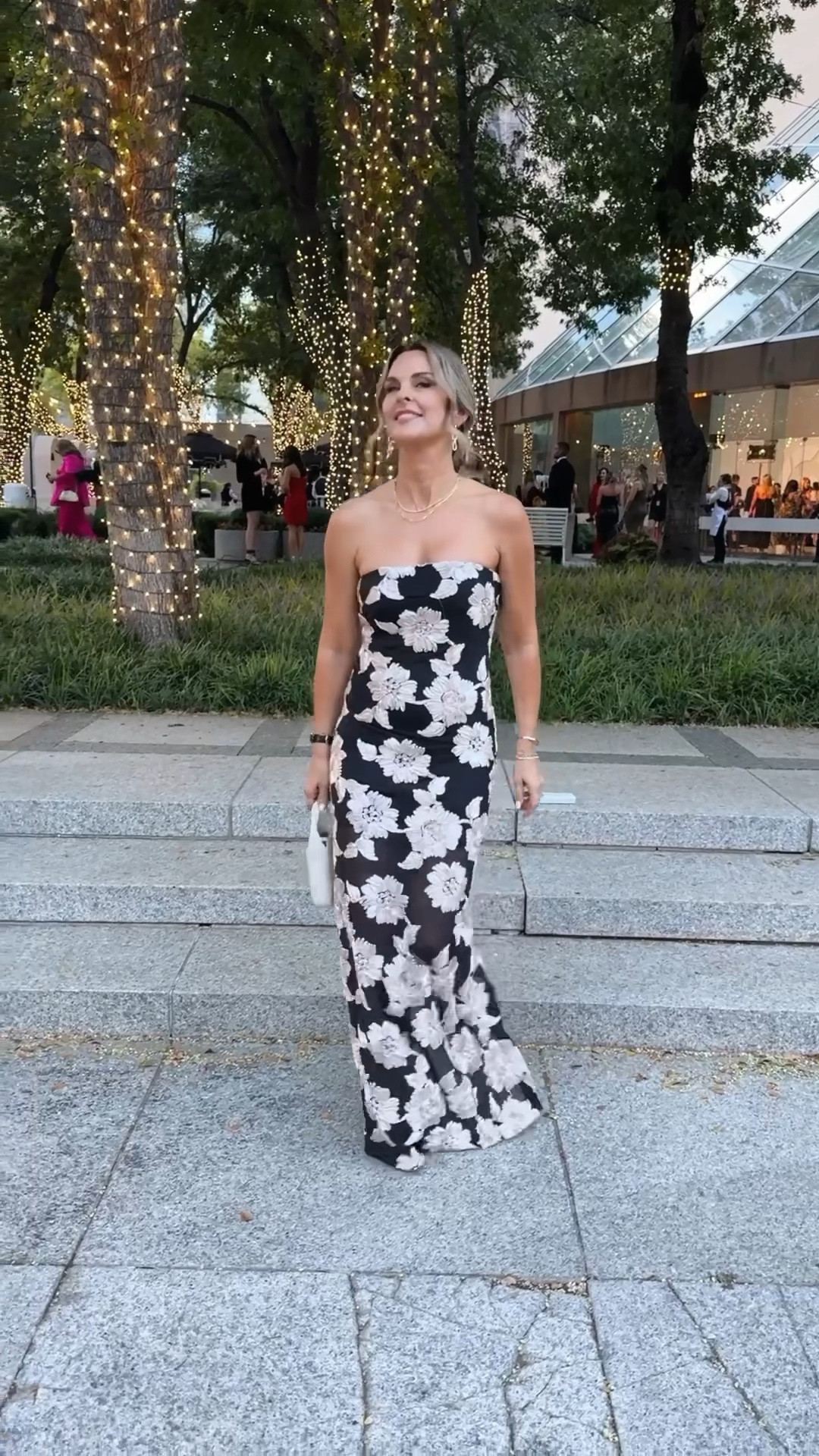 -Favorite jeans, 2nd year in a row TTS
-Frank & Eileen Top I reach for so much! Sz S
-Event dress that is mostly sold out in this cut, others available. Internal strapless bra. Beautiful dress! TTS 



#LTKover40 #LTKwedding #LTKstyletip