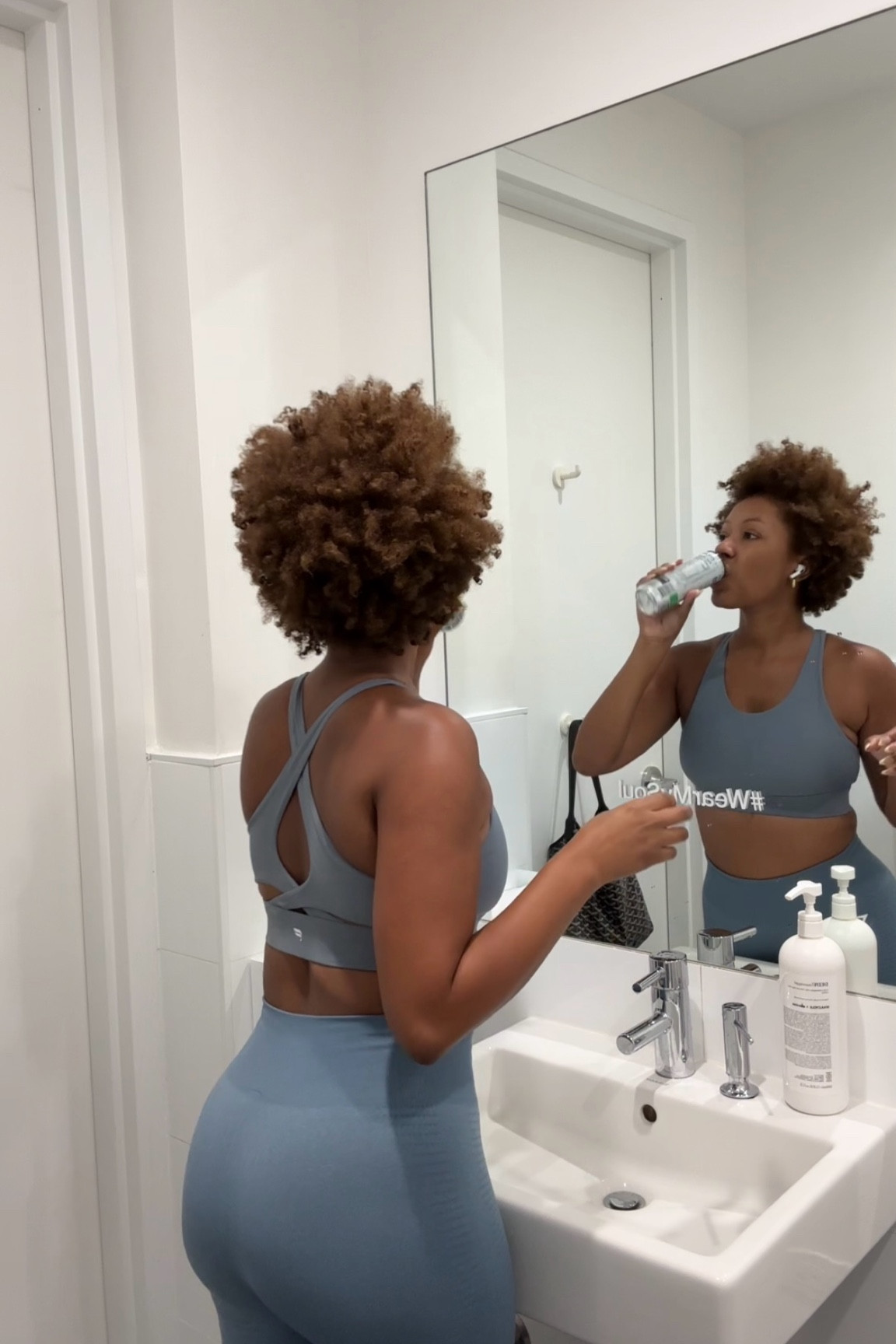 Workout essentials 💪🏽
1. High impact sports bra
2. Snatched leggings 
3. Celsius energy

#LTKstyletip #LTKfitness #LTKActive