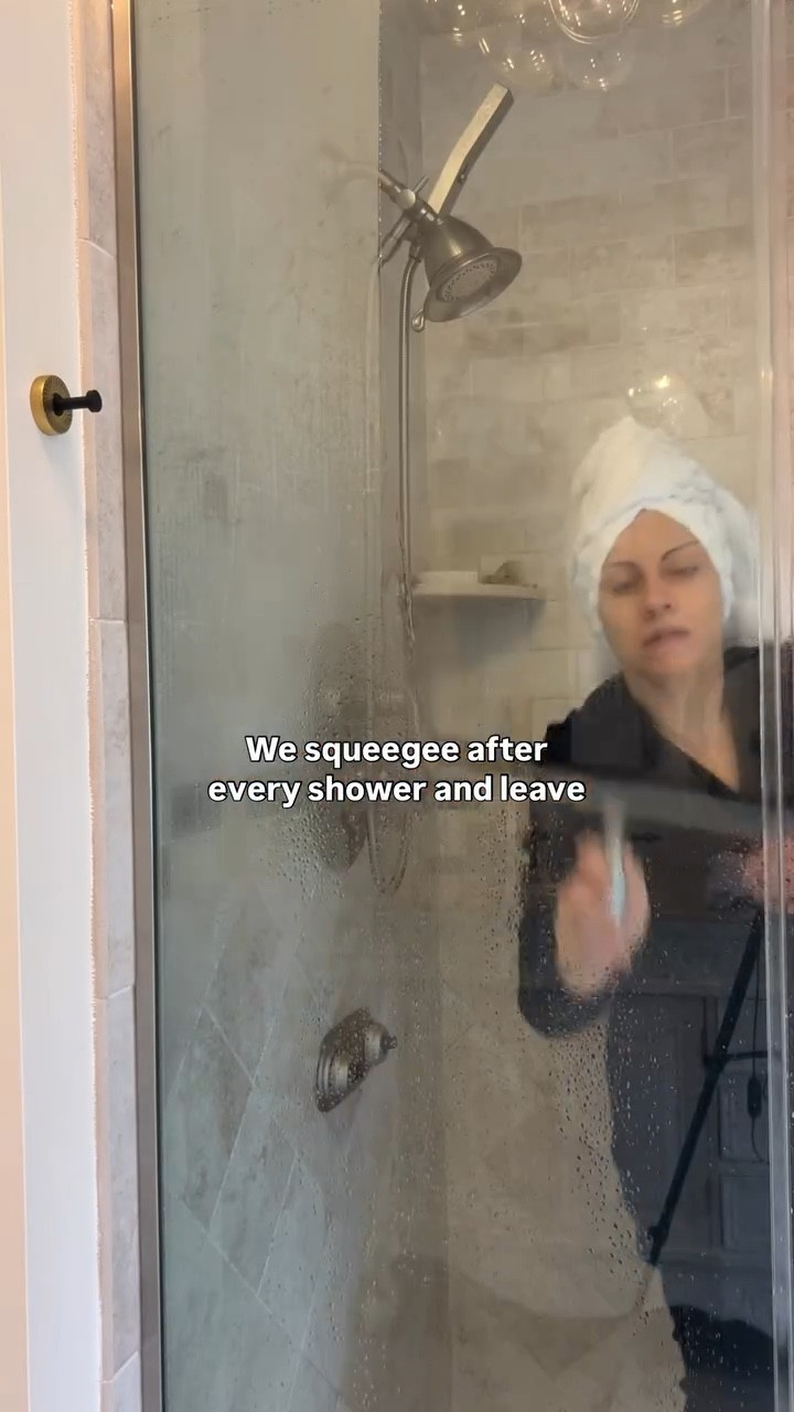 Most shower doors don’t stay looking new…

But after 20+ years, ours still do — and it comes down to a few simple habits.
We squeegee after every shower, leave the door open so it fully dries, and deep clean with Bar Keepers Friend when needed.

That’s it.

Sometimes it’s not about replacing… it’s about maintaining what you already have.

Happy designing 💕✨

#homeownertips
#bathroomdesign
#cleaningtips
#homemaintenance
#designlesson