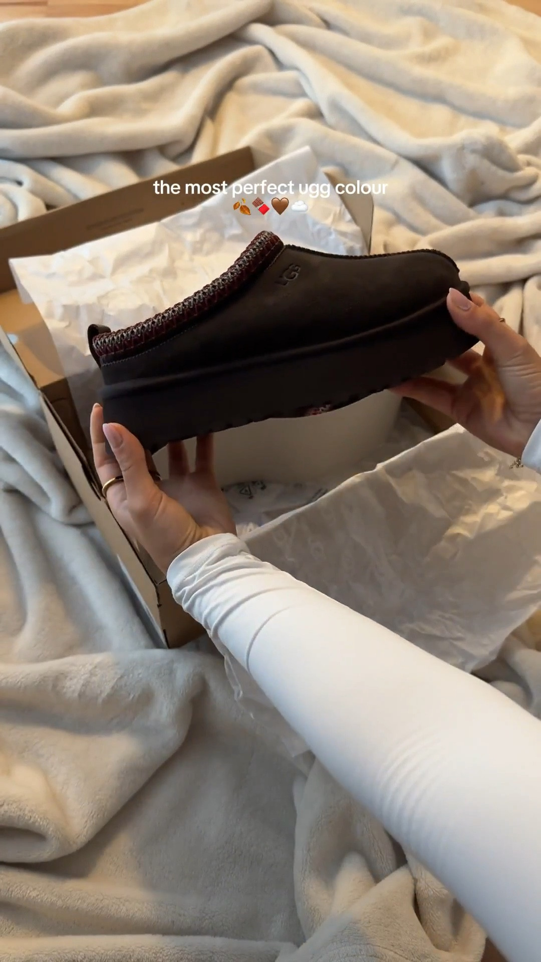 the most perfect uggs for autumn 🤎🧦  

#LTKuggs #LTKuggseson #LTKfashion

#LTKautumn #LTKshoes