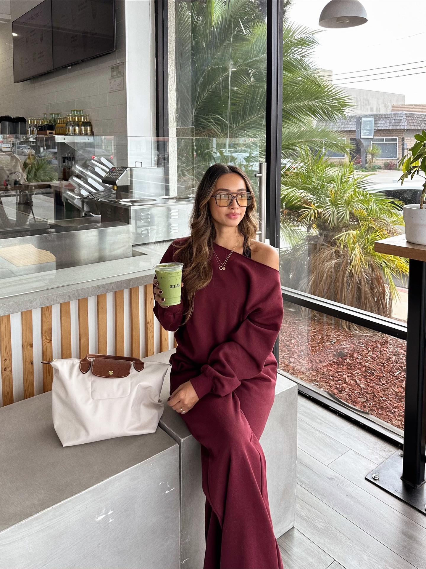 couldn’t choose btwn matcha or coffee so I ordered both 🍵☕️
•
•
•
#outfit #cafe #coffee #matcha #ootd #outfits #cozy #fall #fallfashion #autumn #autumnvibes🍁 #autumnfashion #loungewear #lounge