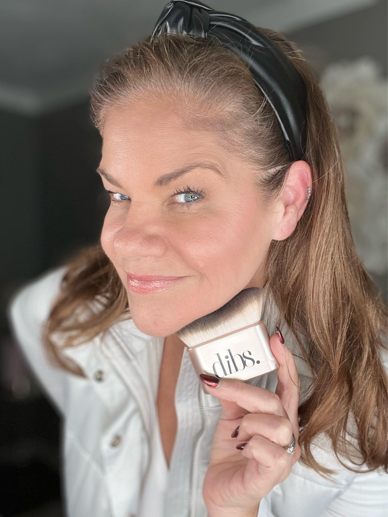 I’ve found a replacement for my jaw & neck contour brush y’all!! Behold the (Every)Body Brush – for every body type and every cream product. The custom curve ensures a smooth application, and the pointed tip targets high points precisely. It’s just as fast and easy to use as the one I had that’s no longer available!!   I love it! 

#LTKstyletip #LTKbeauty