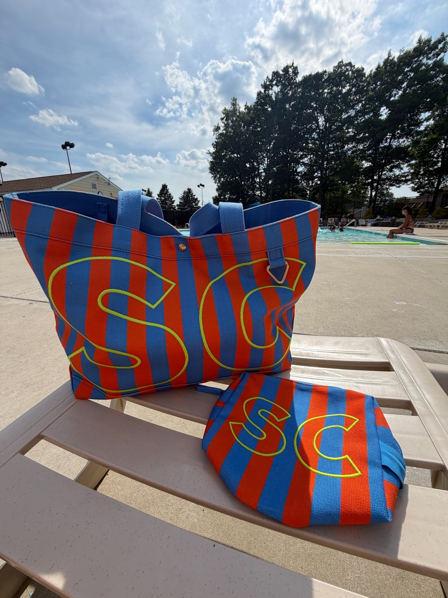 The cutest pool and travel bags for summer 💙☀️🧡 Customizable and make the perfect gifts! Or treat yourself ✨

#LTKdayinmylife #LTKmomlife #LTKSwim