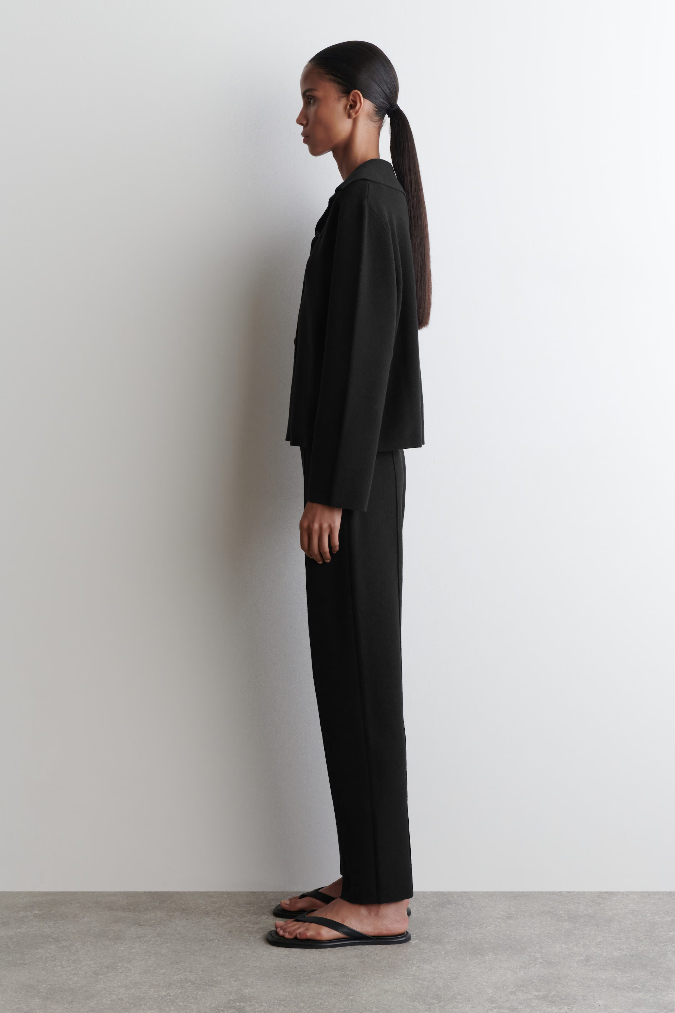 STRICKHOSE MIT GERADEM BEIN - BLACK | COS | COS (EU)