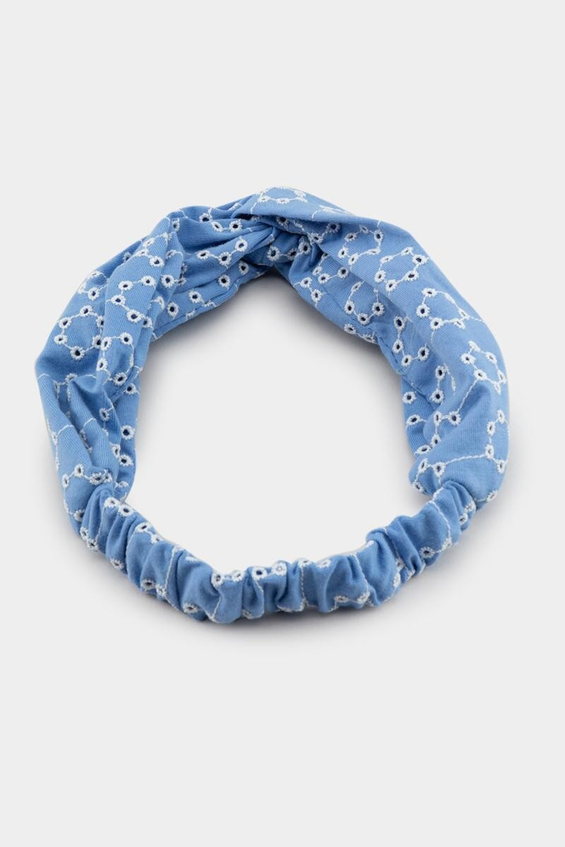 Sami Eyelet Headwrap | Francesca’s Collections