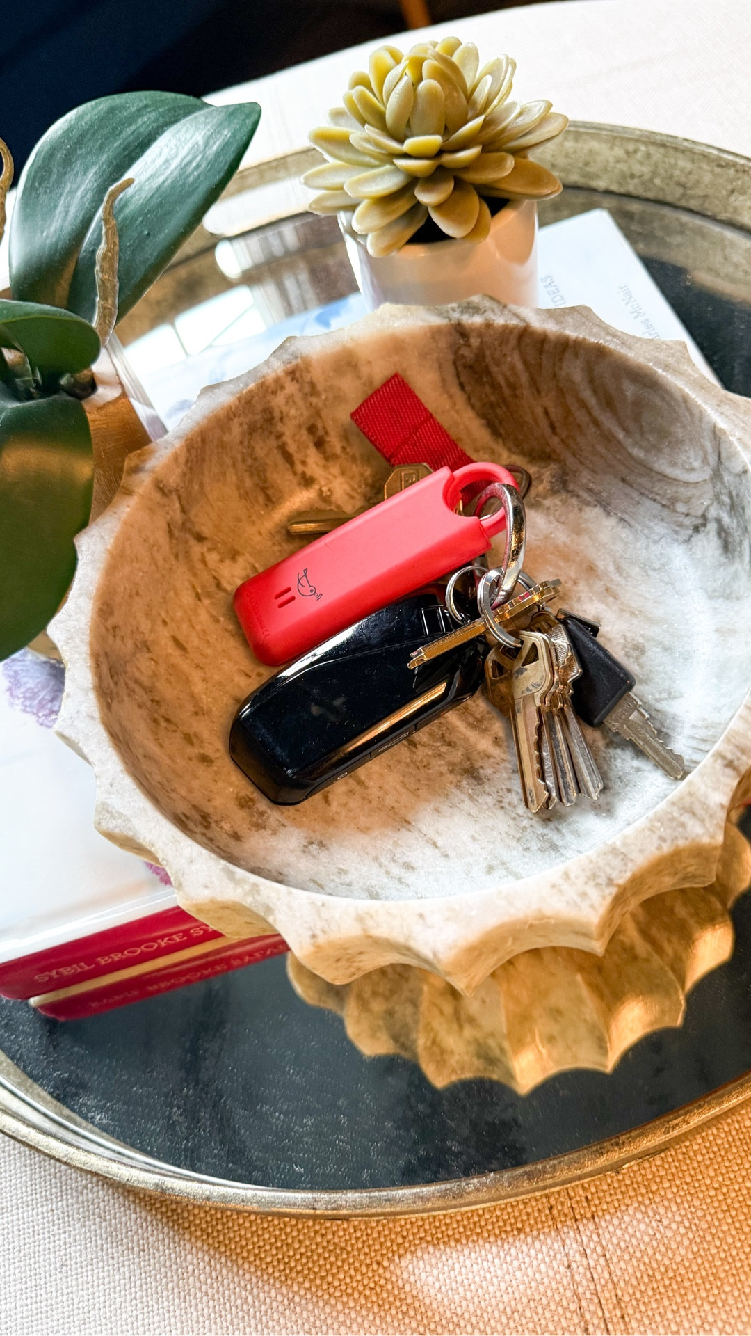 LOVE this new scallop marble catch all!! substantial in weight and wildly is great • 

#LTKFindsUnder50 #LTKHome