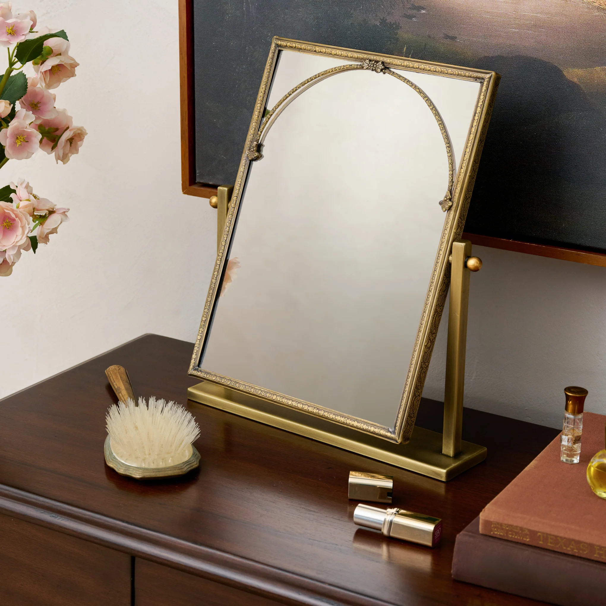 Vienna Tabletop Mirror | Magnolia