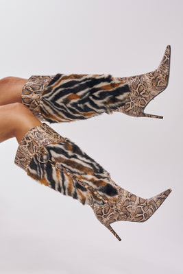 AKIRA Azalea Wang Alisette Snake Multi Fur Stiletto Boot | Black | Size 11 | AKIRA