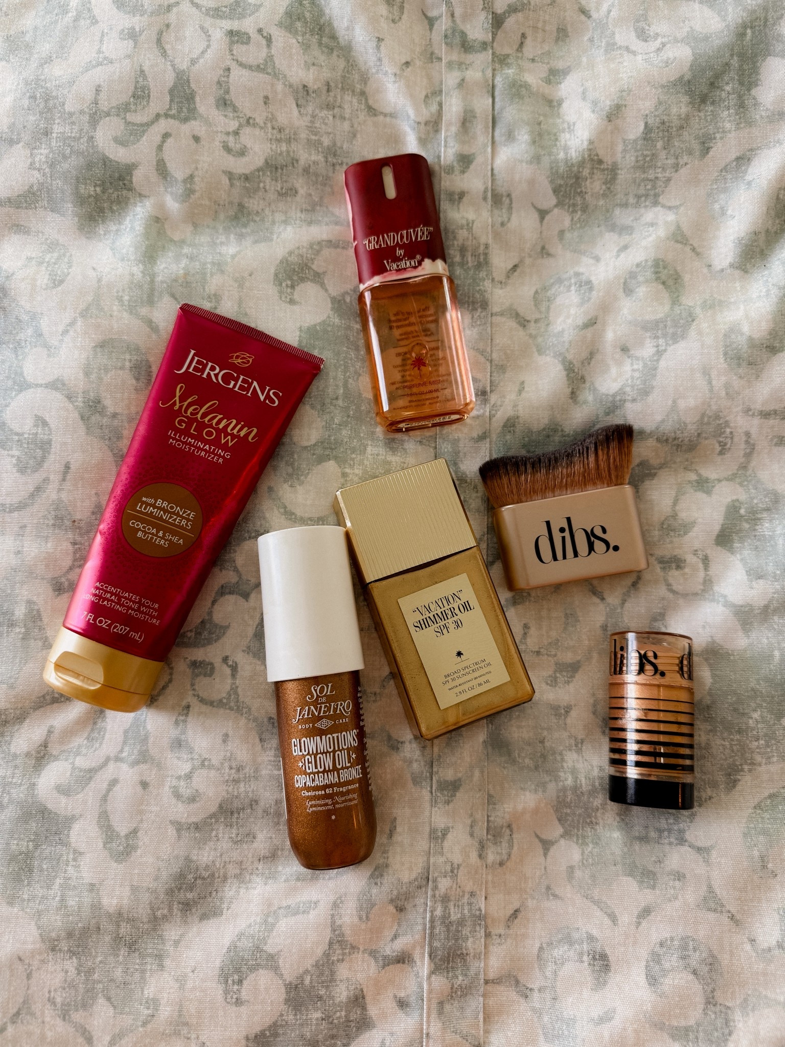 Full body glow for summer/beach/pool


#LTKBeauty #LTKSaleAlert #LTKStyleTip