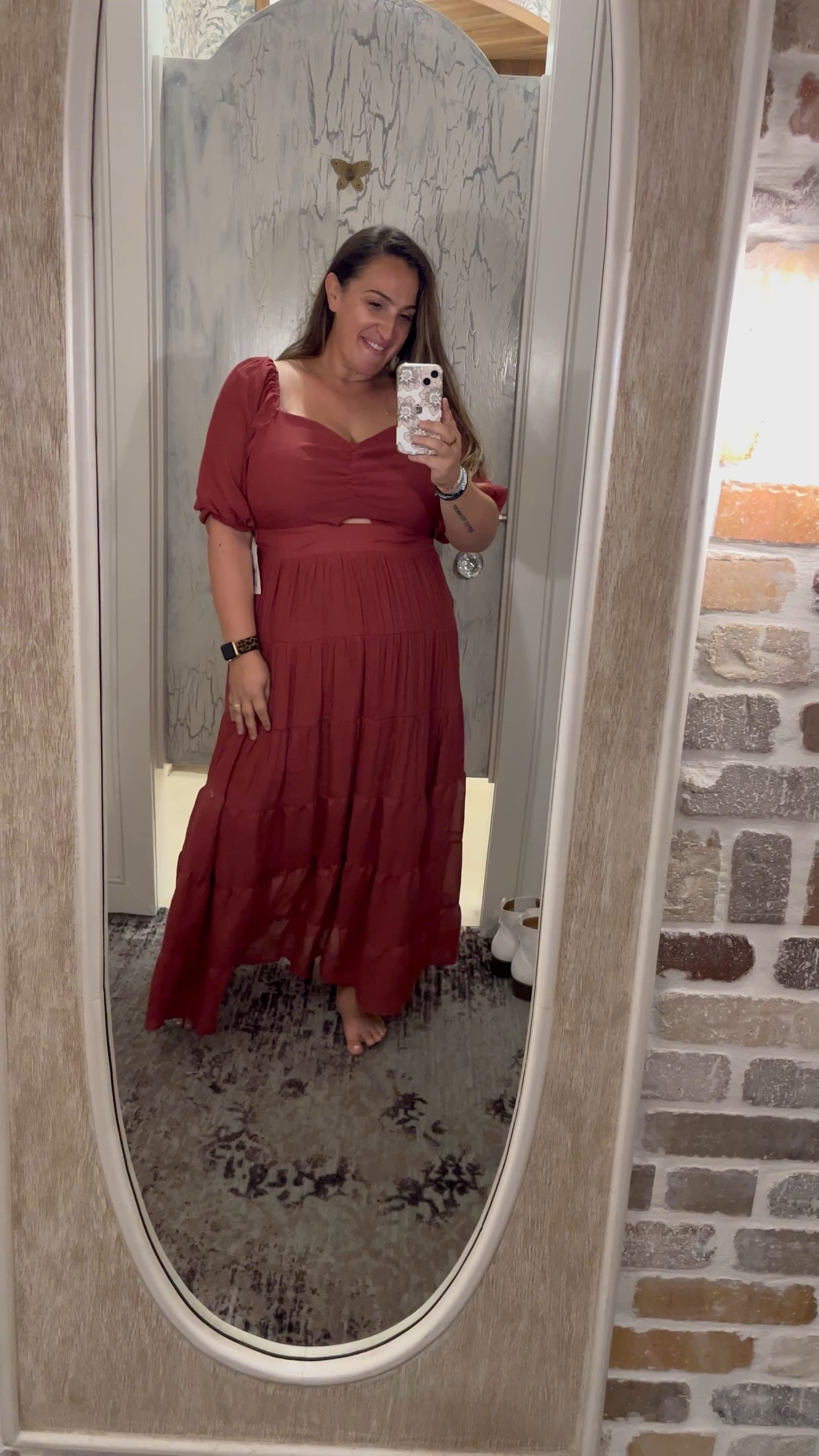 Super cute maxi dress with a cutout! Love the tiered look. Perfect for curvy girls. 

#LTKcurves #LTKunder100 #LTKstyletip