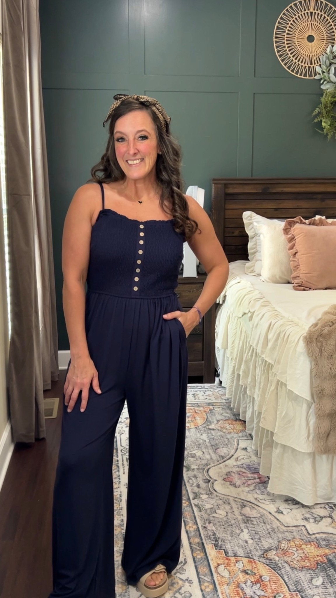 Summer jumpsuit 😍

Jumpsuit, jumpsuit outfit, wide leg jumpsuit, onepiece outfit, sleeveless jumpsuit, Summer outfit, summer fashion, casual summer look, trendy outfit, summer style

#LTKgrwm #LTKOver40 #LTKootd