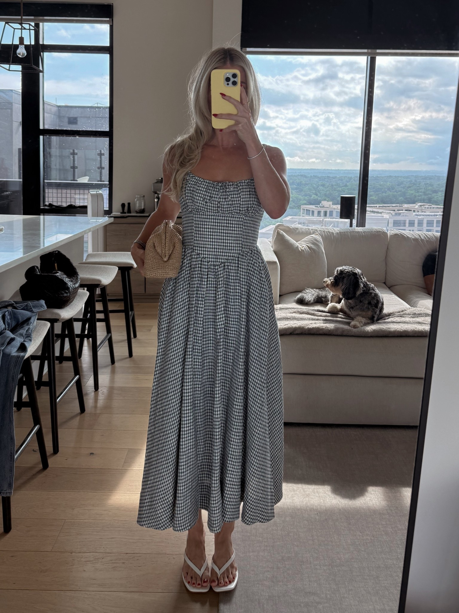 Size 0 dress (it runs big), flip flop kitten heels true to size!