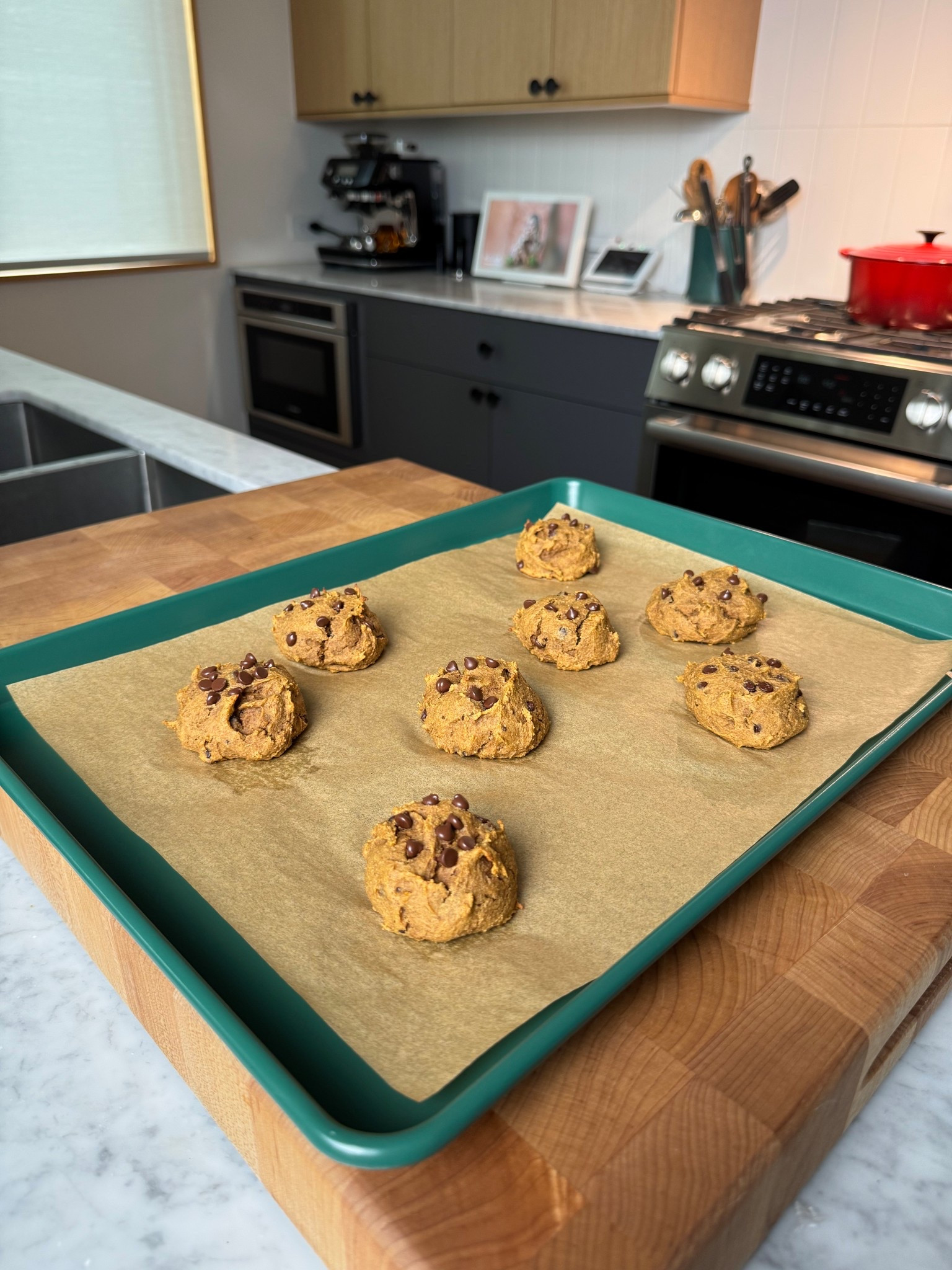 Love this baking sheet! 

#LTKHoliday #LTKSeasonal