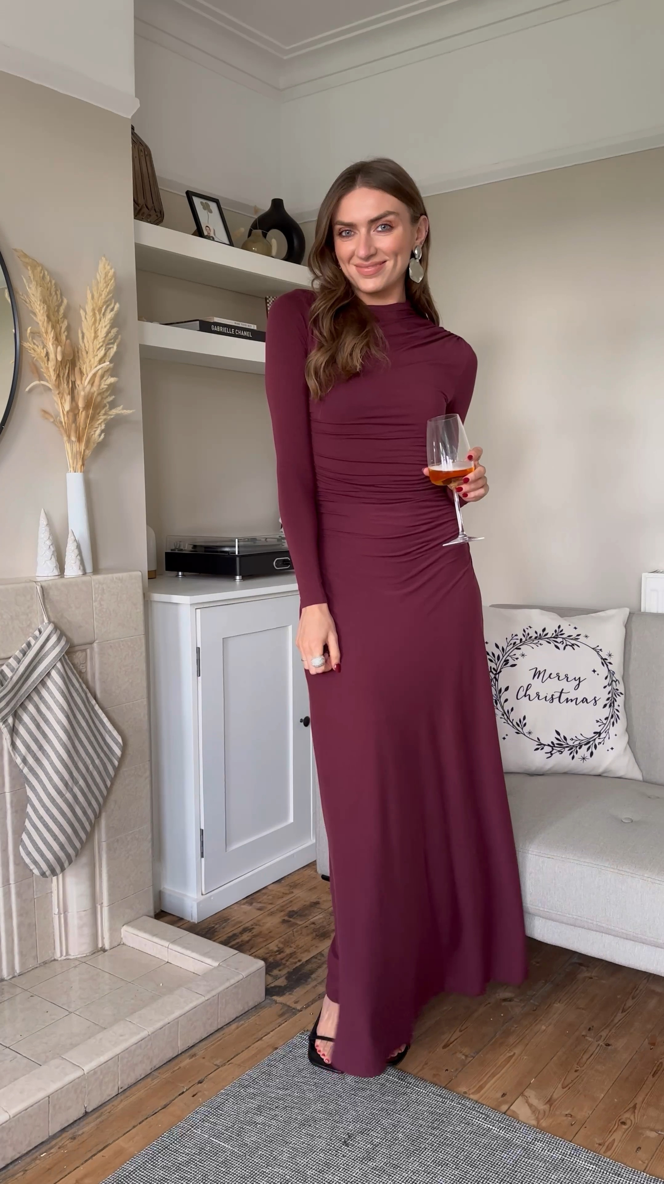 ad  My festive season outfit guide! @abercrombie 

Christmas is busy enough without having to worry about what to wear so I’ve styled 8 looks to help see you through until the New Year ✨ 



#LTKstyletip #LTKpartywear #LTKuk