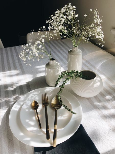 A simple, easy table setting perfect for Easter or Eid or Mother’s Day lunch!
-
Minimalist table setting - white dinnerware - gold flatware - gold cutlery set - H&M Home - Wayfair - Target - Etsy - white textured vase - small white vase - striped linen tablecloth - artificial baby’s breath flowers - dried baby’s breath flowers 

#LTKhome #LTKunder50
