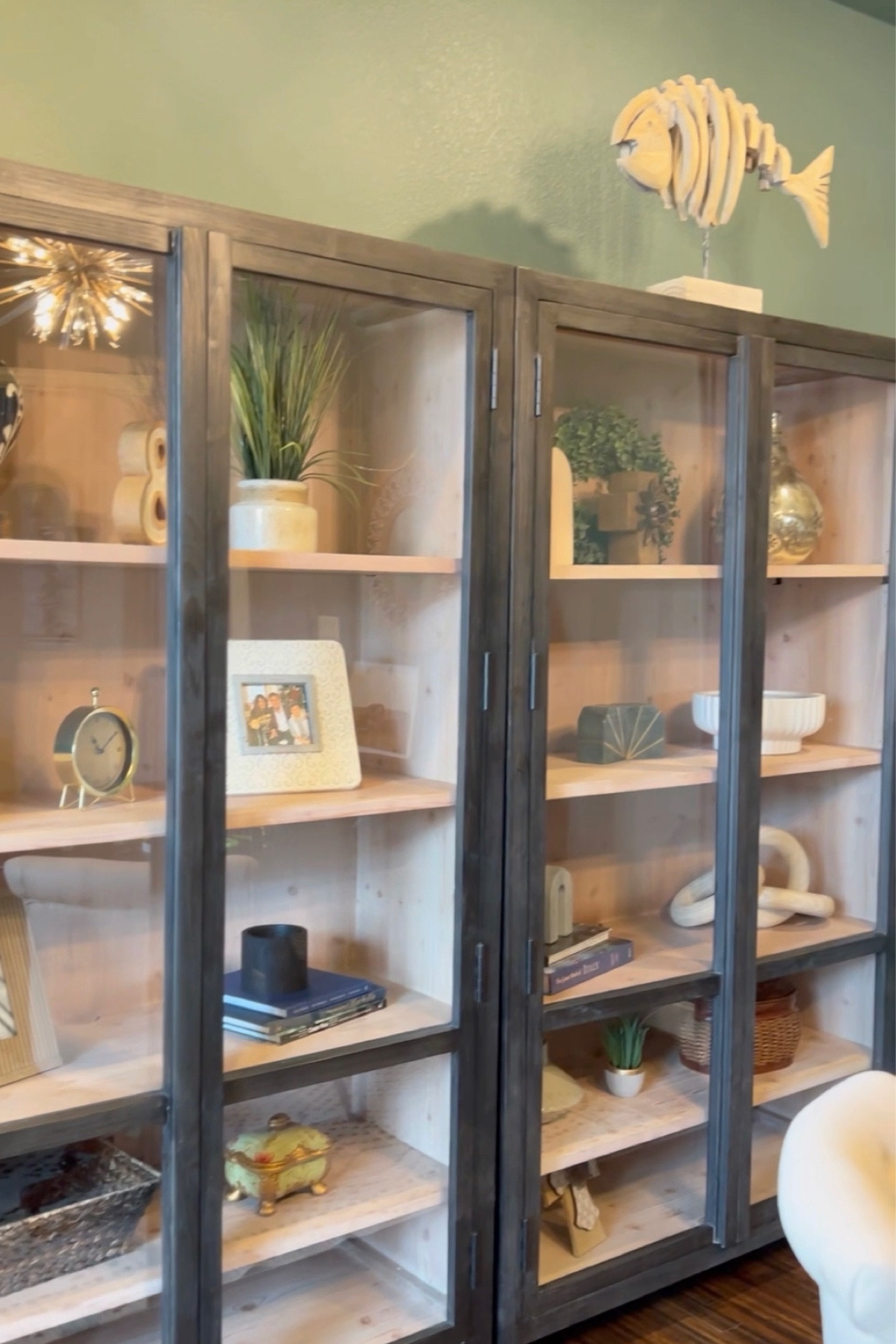 Styling tips for shelves for office 



#LTKFind #LTKhome #LTKfamily