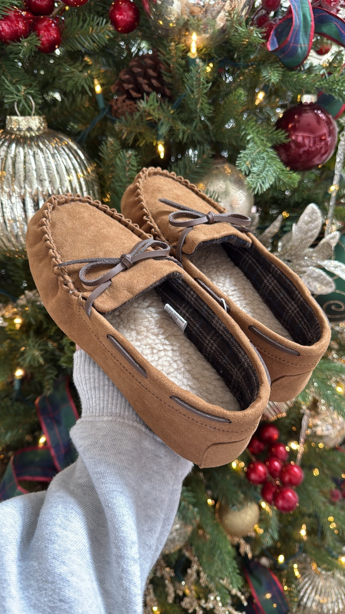 Boys slippers for Christmas from target! 

#LTKSeasonal #LTKGiftGuide #LTKHoliday