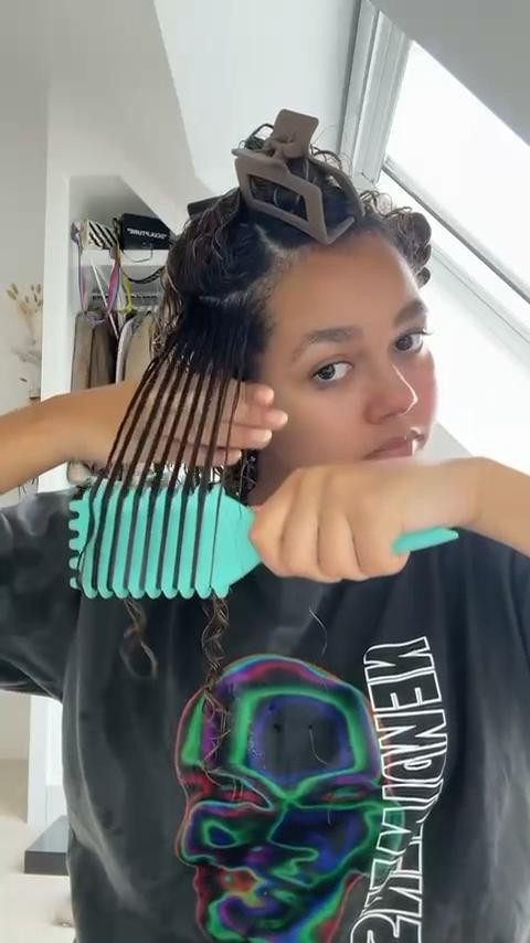 How I get my curls back 🫧

Hair tutorial, curly hair routine, hair care, hair routine, hair style, curly shampoo, hair mask, Fenty Hair, Olaplex, hair oil, rosemary oil 

#LTKuk #LTKsummer #LTKbeauty