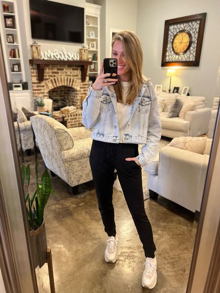 Joggers only $16! Wearing a Small
Jean jacket is a Medium
$10 cropped tee is from Target!

Casual outfit

#LTKFind #LTKsalealert