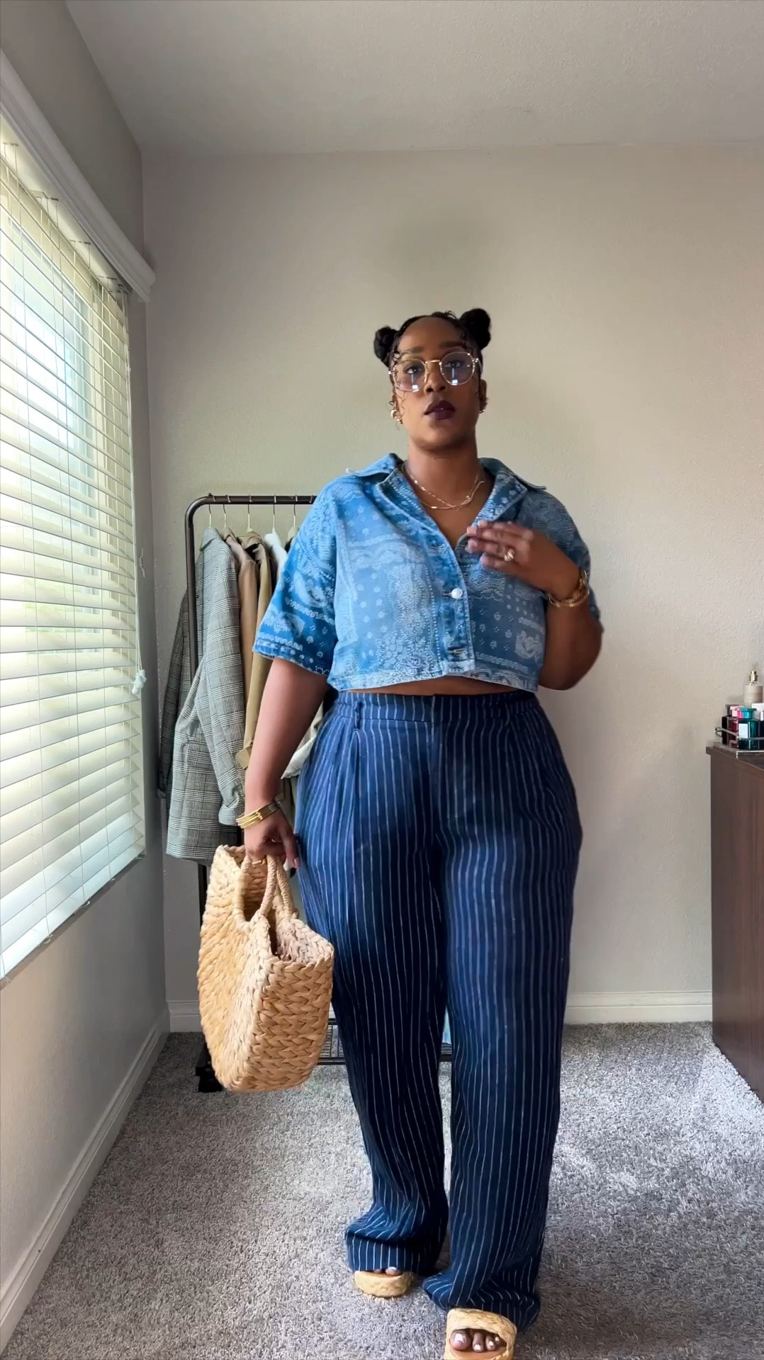 i love an effortless casual look! 

#LTKStyleTip #LTKMidsize #LTKItBag