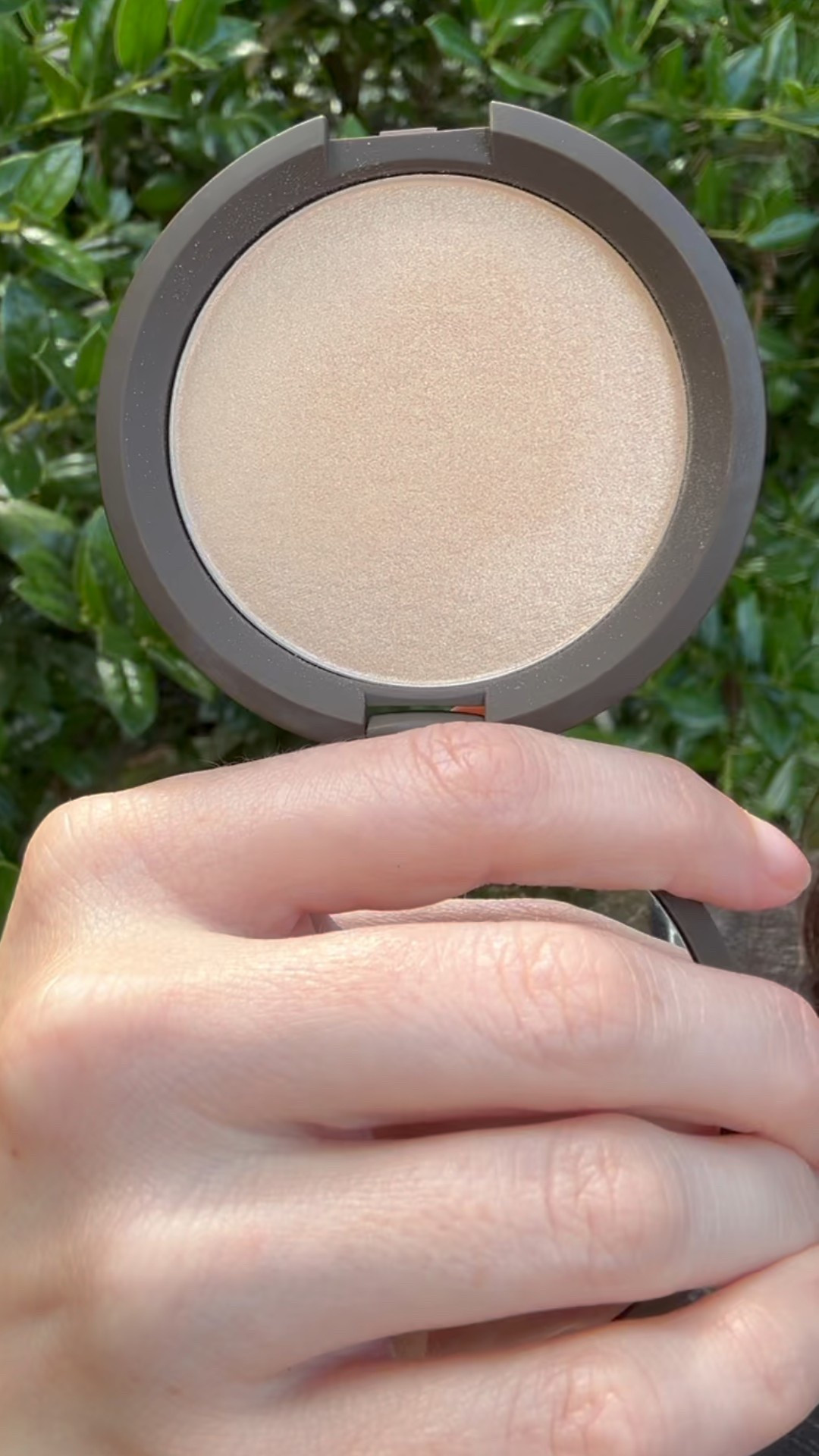 This highlighter has never left me stranded. 

Did you know you can still get Becca highlighter? 

The shade “moonstone” is never mentioned enough!

#LTKWedding #LTKStyleTip #LTKBeauty