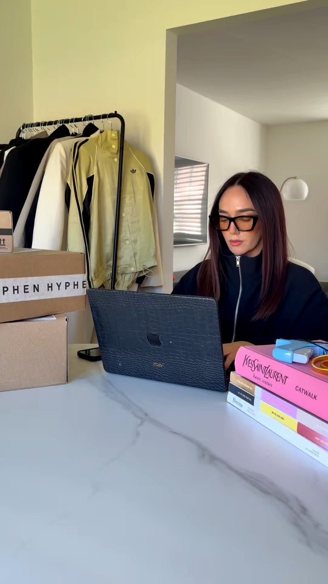 Florals, for spring? Groundbreaking. 

Devil wears Prada DWP stylist fashion stylist outfit inspo workwear 

#LTKstyletip #LTKspring #LTKworkwear