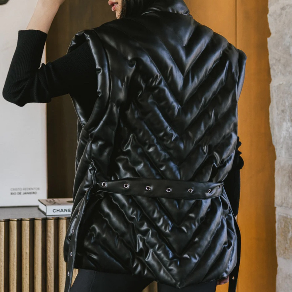 The cutest puffer vest! 25% off! 

#LTKCyberWeek #LTKSeasonal #LTKsalealert