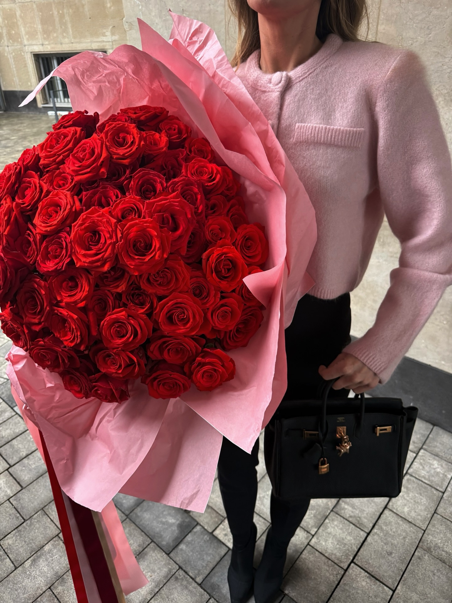 Wrapped in roses 🌹

#LTKdeutschland #LTKeurope #LTKFashionMonth