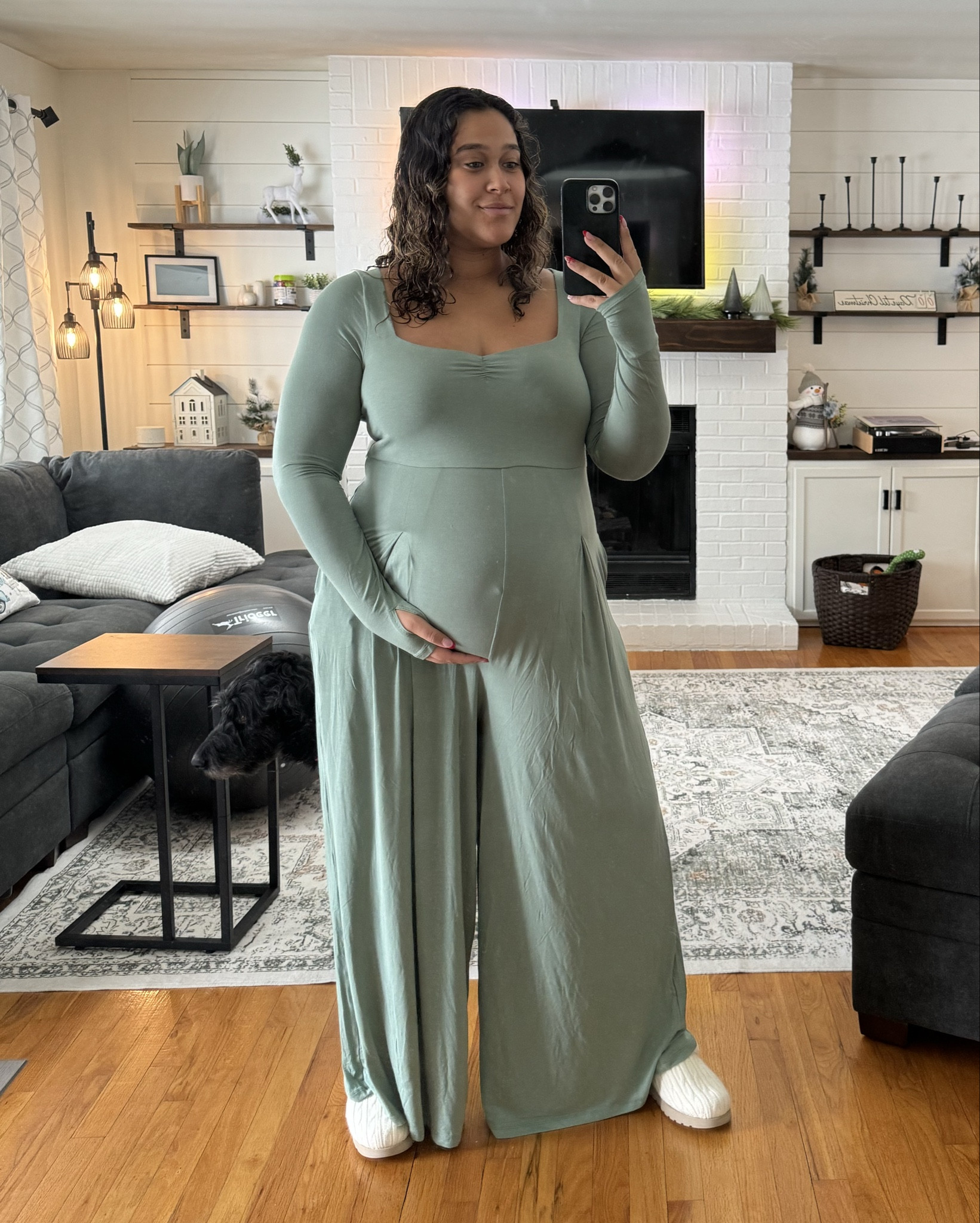 I LOVE this jumpsuit! Perfect for workout, lounging, and cozy night in!
IT EVEN HAS POCKETS👏🏽
I have on a size 1XL

#LTKStyleTip #LTKPlusSize #LTKActive