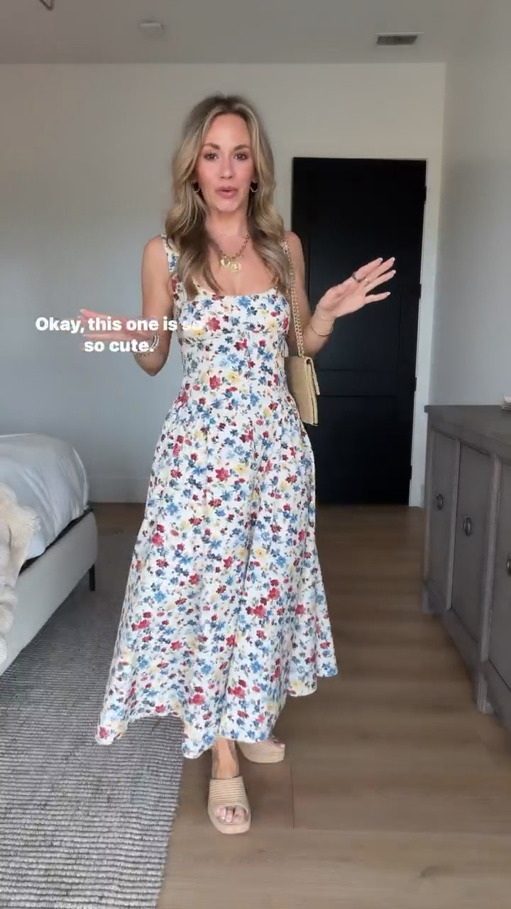 Abercrombie BOGO 50% off SALE!💛
Okay, this dress is stunning and perfect for vacation, brunch, shopping days, Spring events, you name it! The floral print is so pretty!

#LTKPetite #LTKSaleAlert #LTKSeasonal