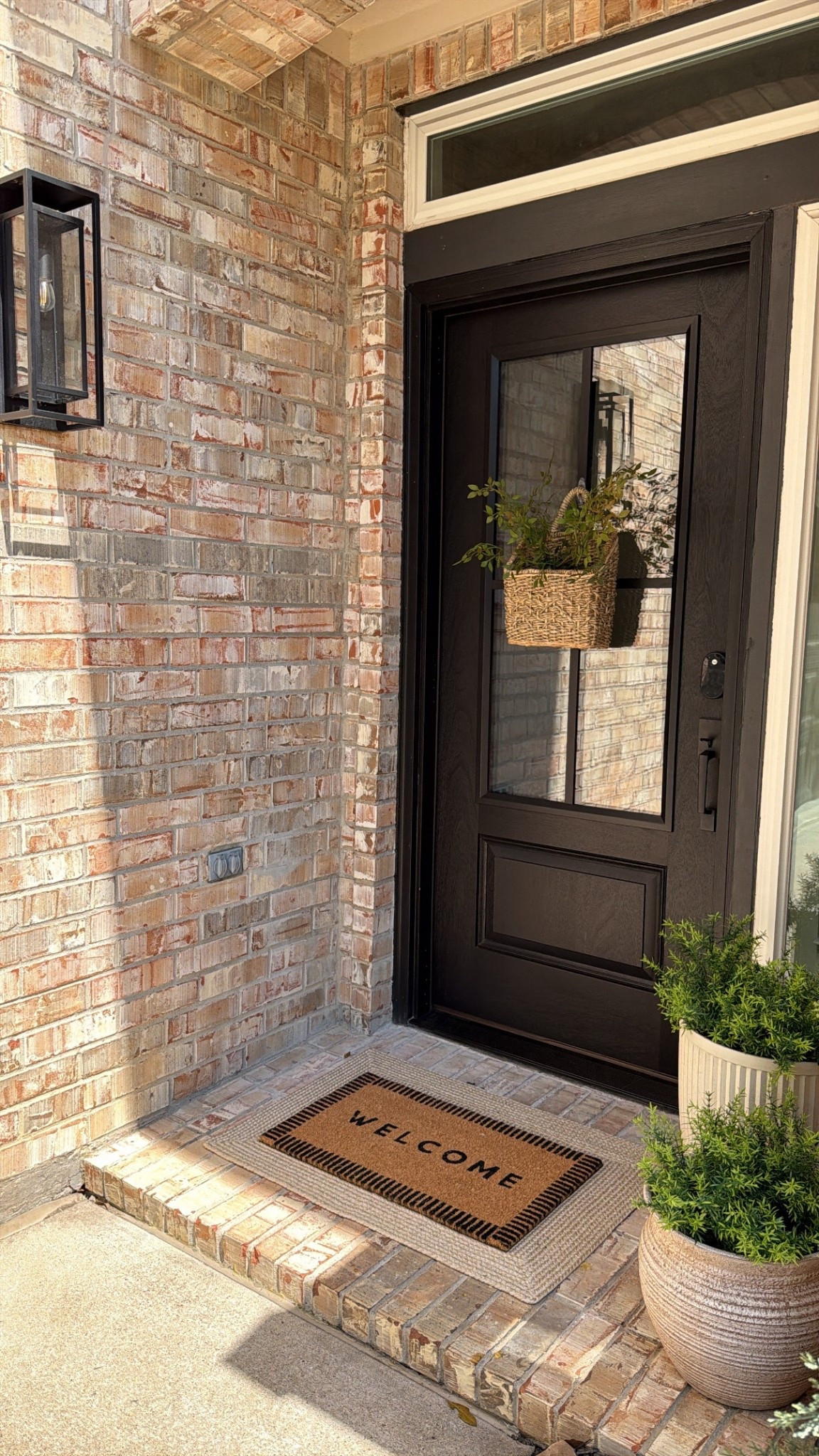 This $20 Target hanging basket paired with my favorite Amazon stems is the perfect wreath alternative for a front door 😍 I hung with a command hook! 

Front porch, front door decor , spring outdoor decor

#LTKSeasonal #LTKHome