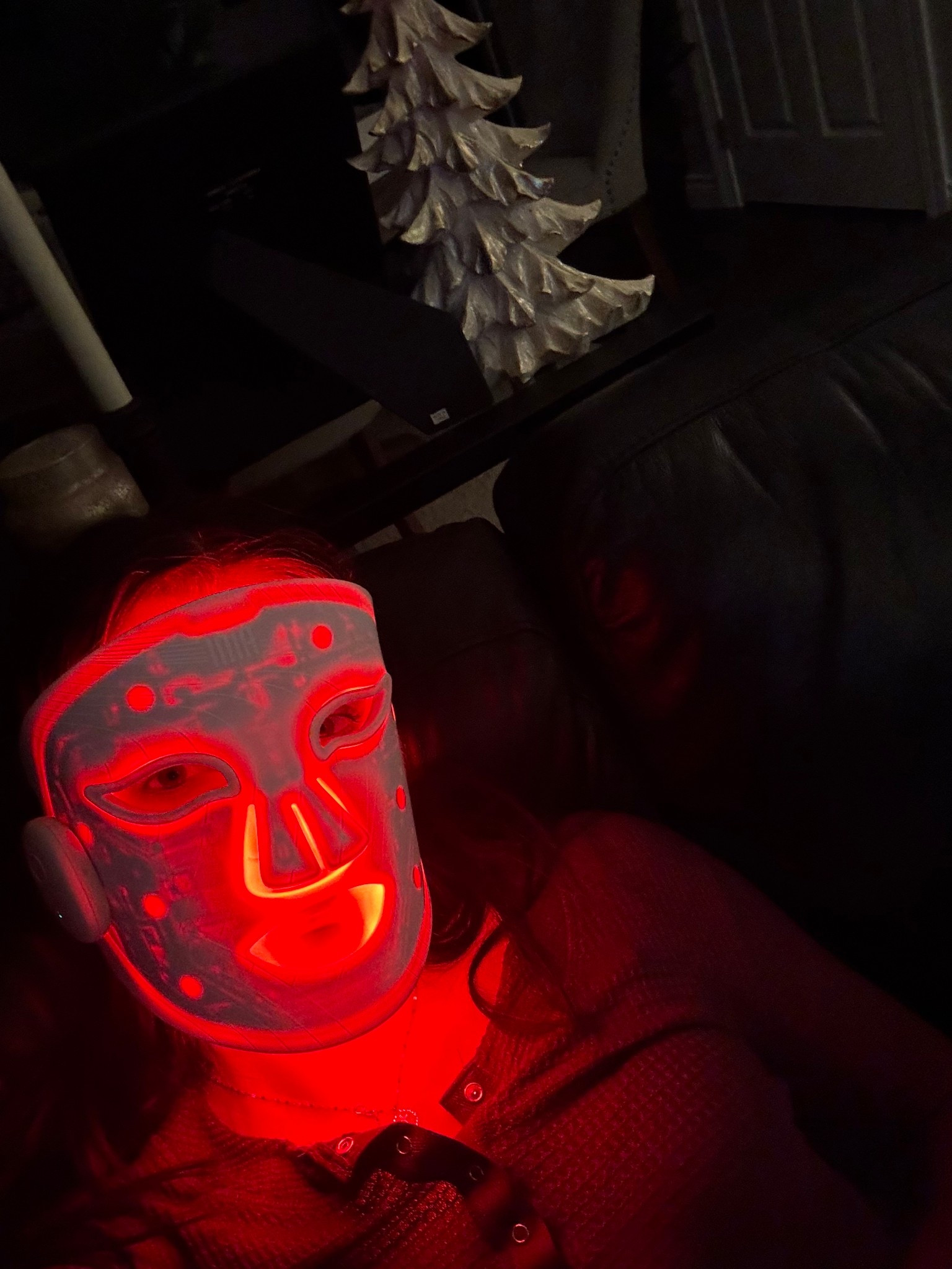 Red light mask 🔗❤️

#LTKGiftGuide #LTKBeauty #LTKHoliday