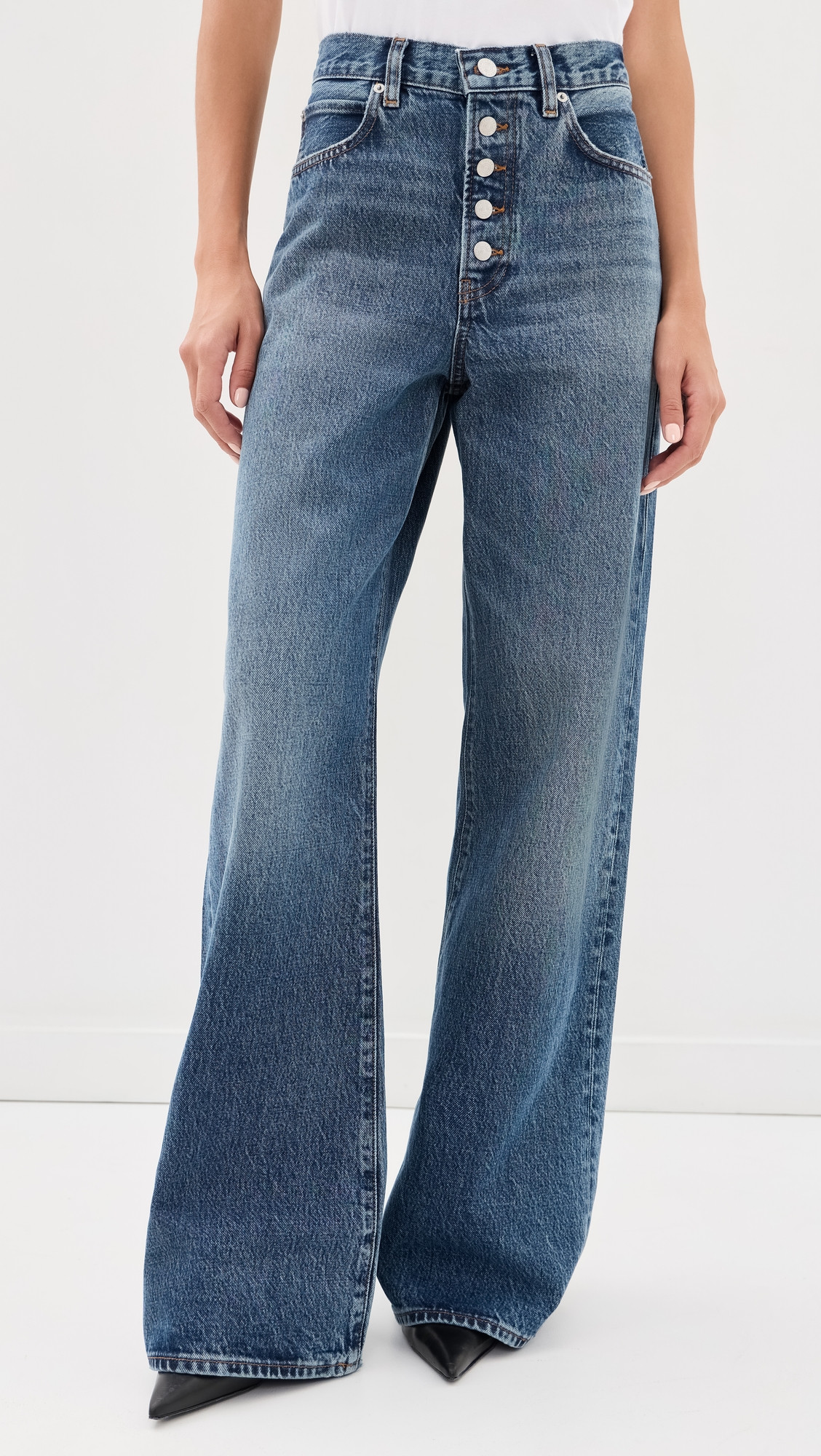 FRAME The Loose Exposed Buttons Jeans Soundwave 32 | Shopbop