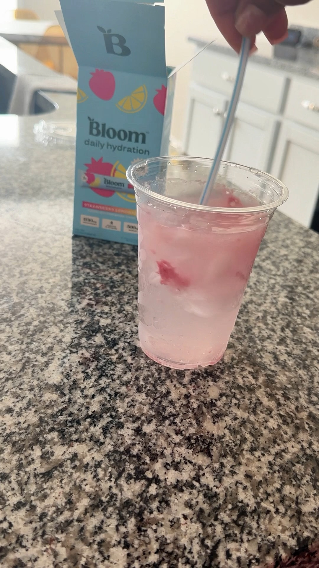 After the gym @Bloom Nutrition is a must 🧋 #bloom #drink #musthaves #asmr #refresher

#LTKmorningroutine #LTKSaleAlert #LTKfoodie