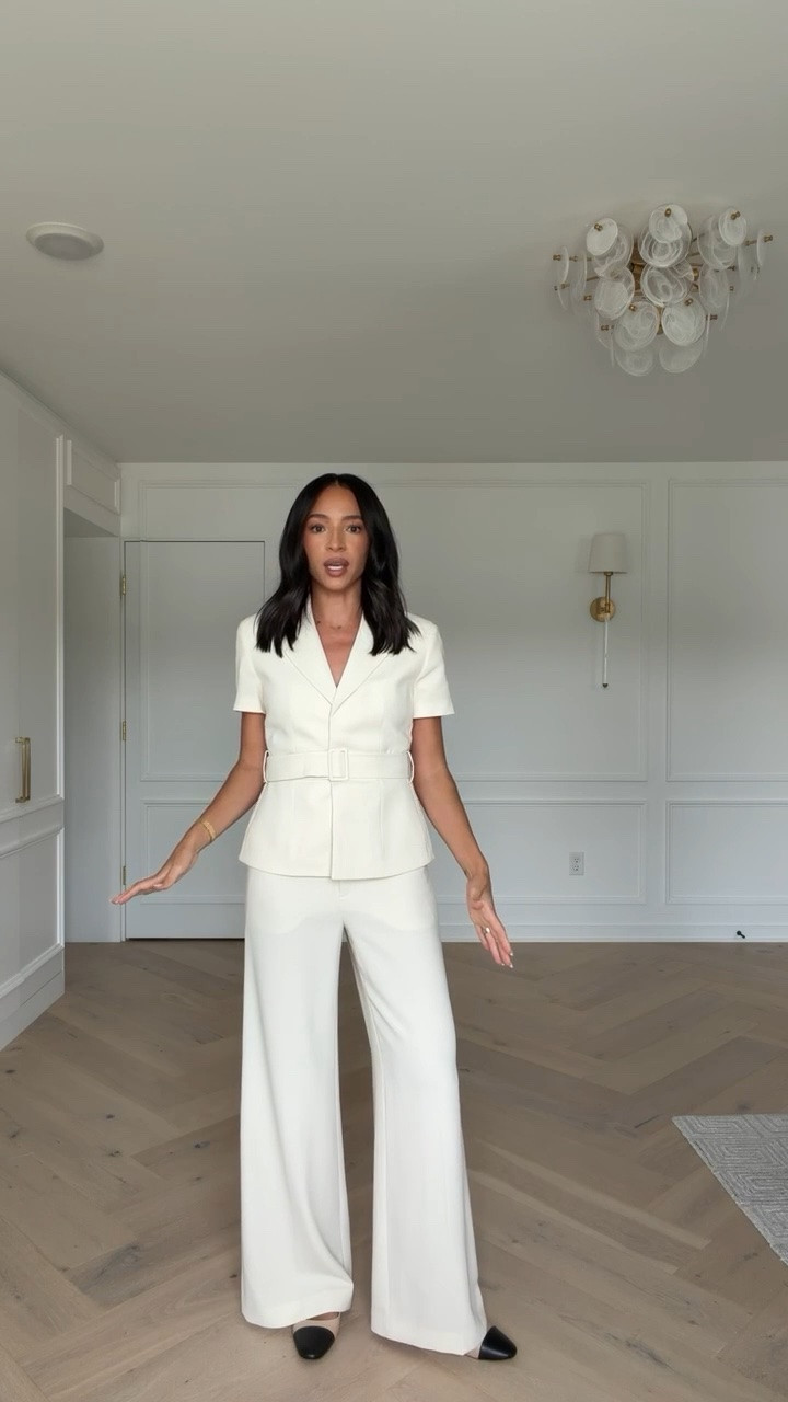 Office outfit! The belt on this jacket cinches the waist and creates a gorgeous silhouette but it is also removable and these pants are so flattering! Wearing size 4 wrap belted jacket and size 6 pants

workwear, work outfit, work conference outfit, chic office outfit, back to school outfits, teacher outfits, business casual workwear