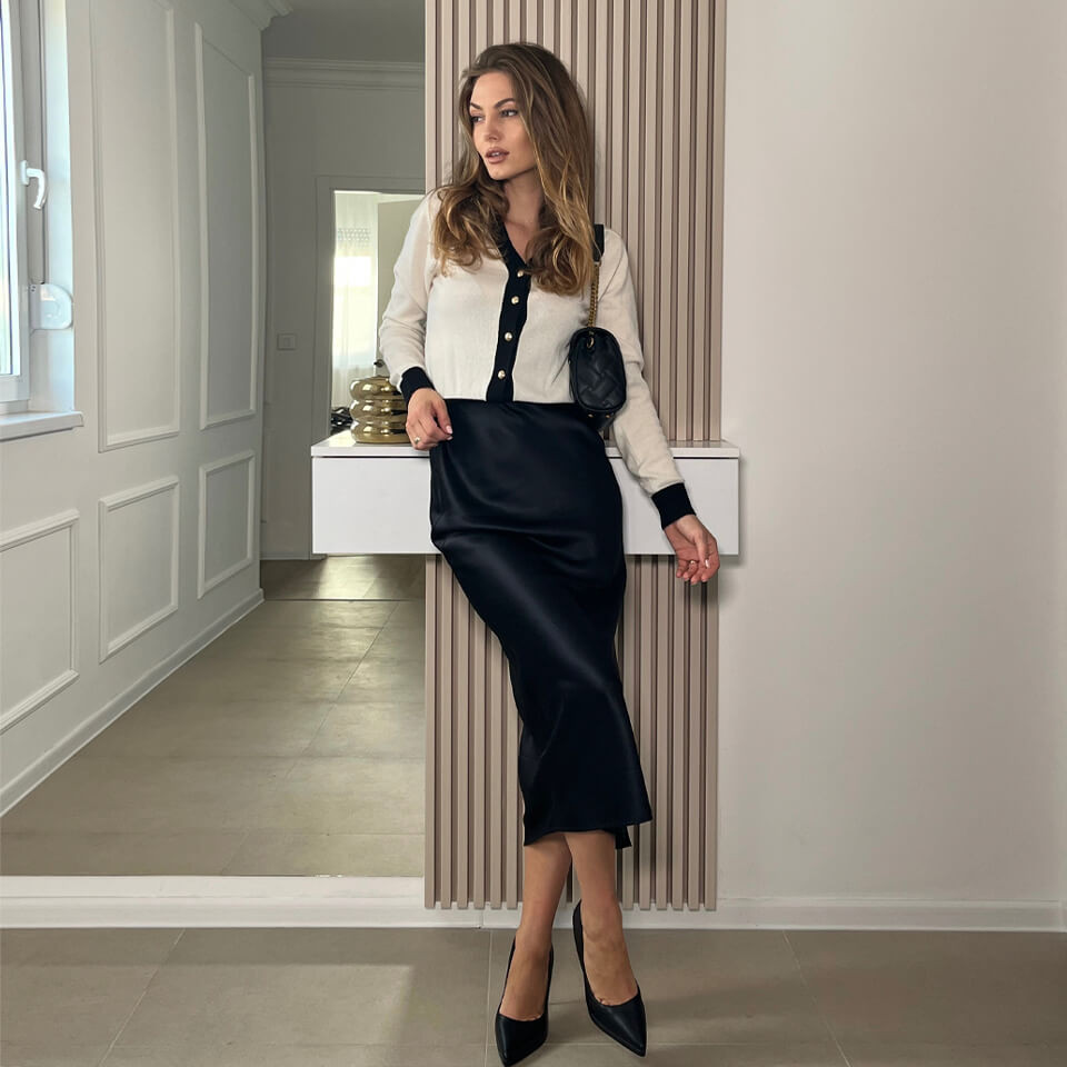 Flattering Side Slit Silk Midi Skirt | LilySilk