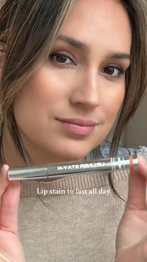 Lip stain all day stay!!