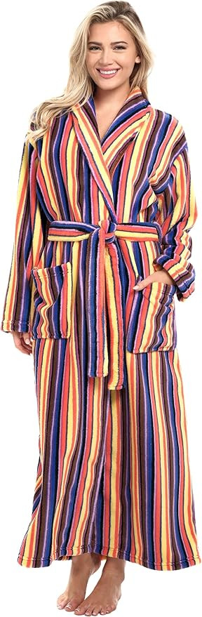 Alexander Del Rossa Plush Robe for Women, Long Fleece Winter Bath Robe, Plus Size | Amazon (US)