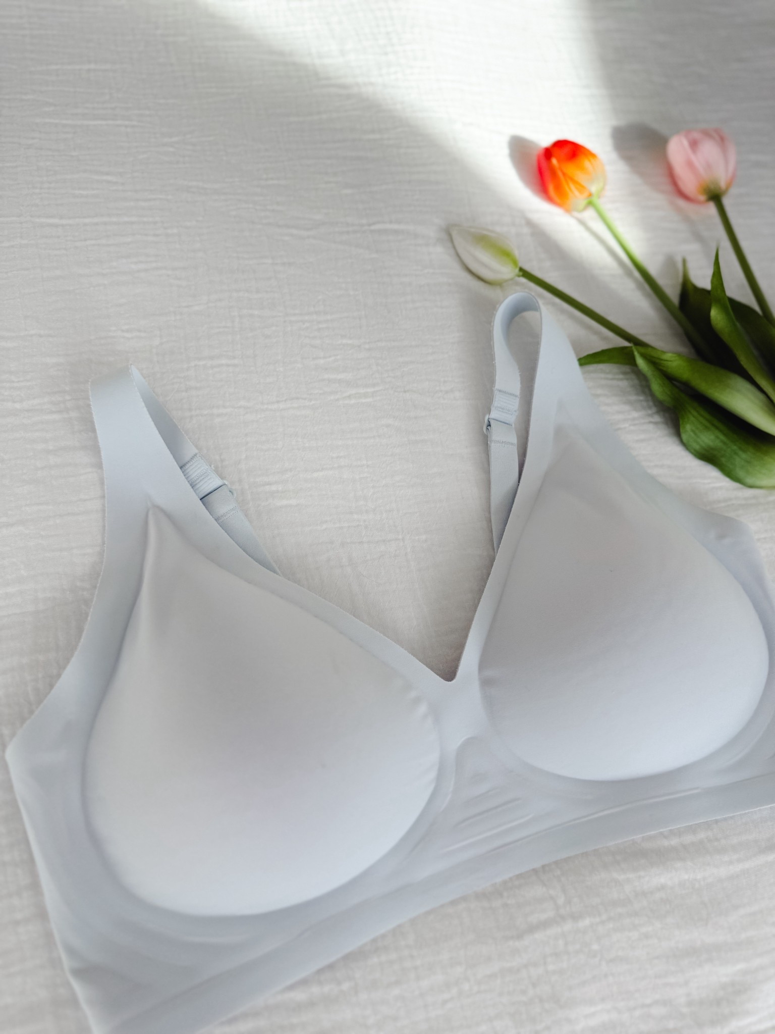 Deep V bra of your dreams💙

#LTKgrwm #LTKmomlife