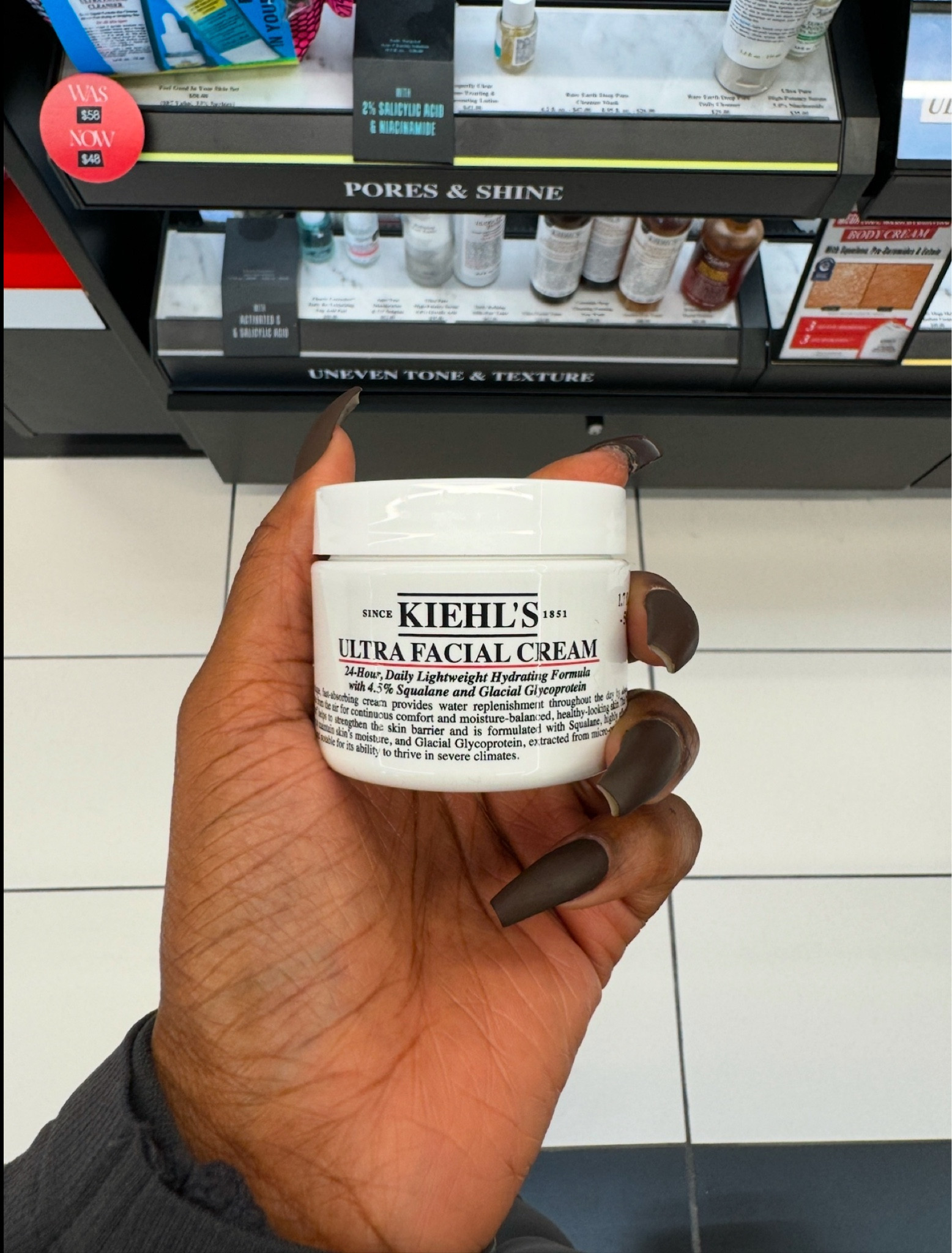 Time to stock up on our fav Kiehl’s products! Don’t know where to start? Don’t worry I tagged a my two favs! 

This moisturizer is the best!!!! 