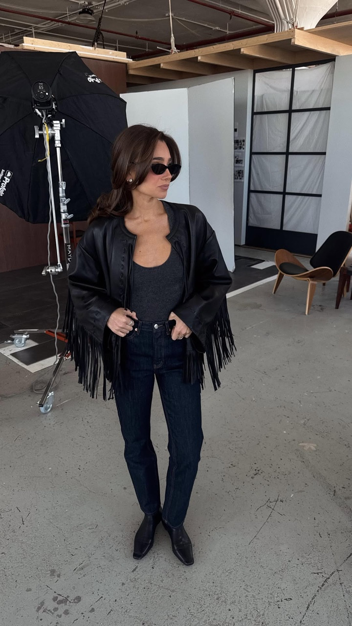 renovation update: WE HAVE STAIRS!!

#LTKSeasonal #LTKStyleTip