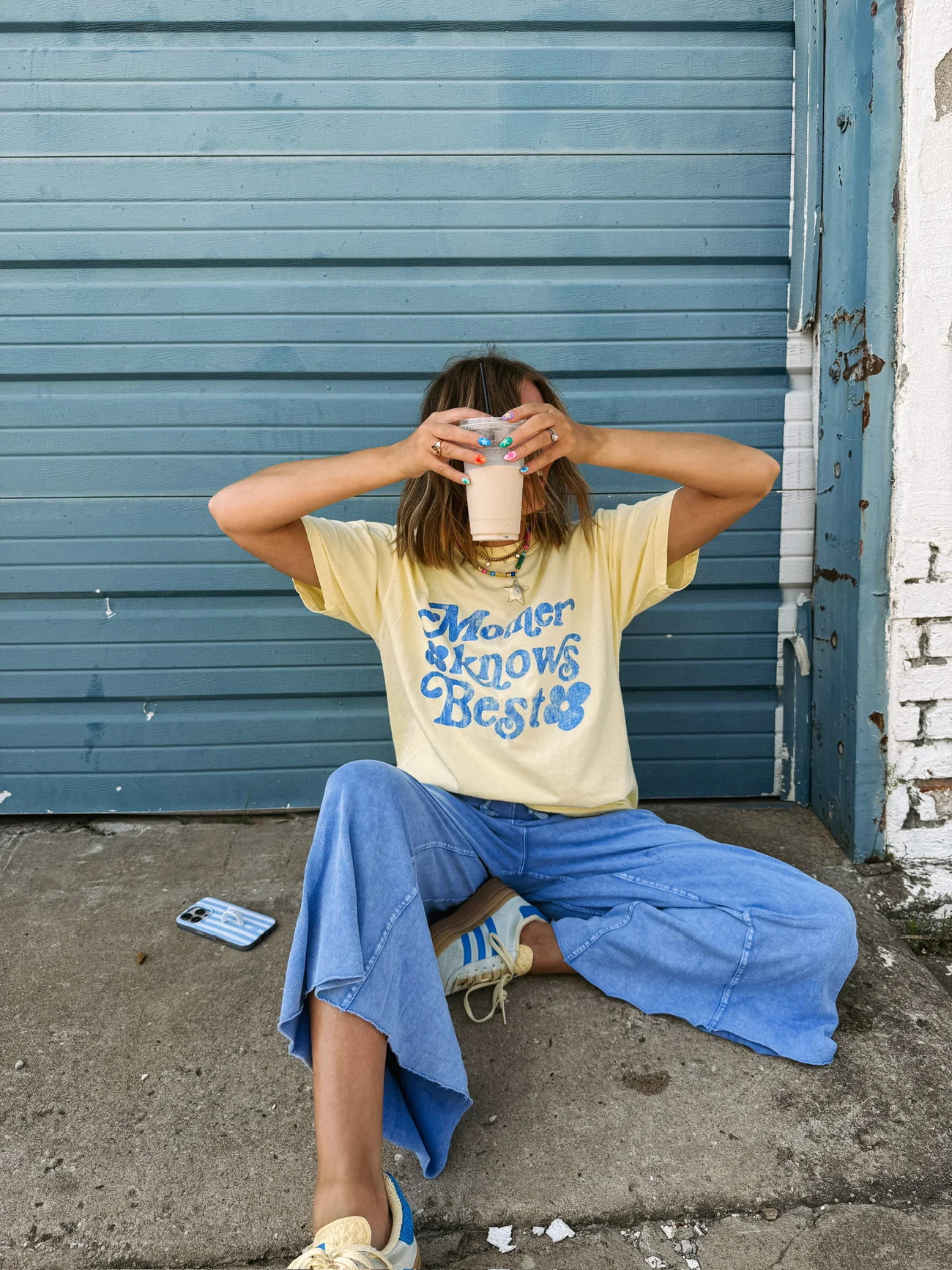 ETTA OG | mother knows best graphic tee - butter yellow / blue | Etta+East
