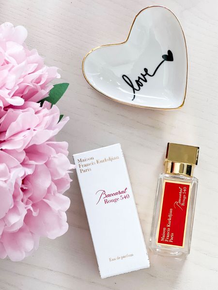 Splurge worthy perfume Valentine’s Day gift idea! 

This perfume smells divine! It’s the perfect gift! Comes in different sizes 



Perfume ,  Nordstrom finds , Valentine’s Day gift idea , baccarat rouge 540 , splurge worthy gift ideas 

#LTKbeauty #LTKSeasonal #LTKGiftGuide