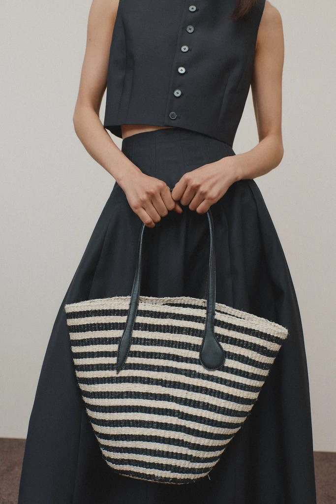 Straw Basket Black and Cream | LITTLE LIFFNER